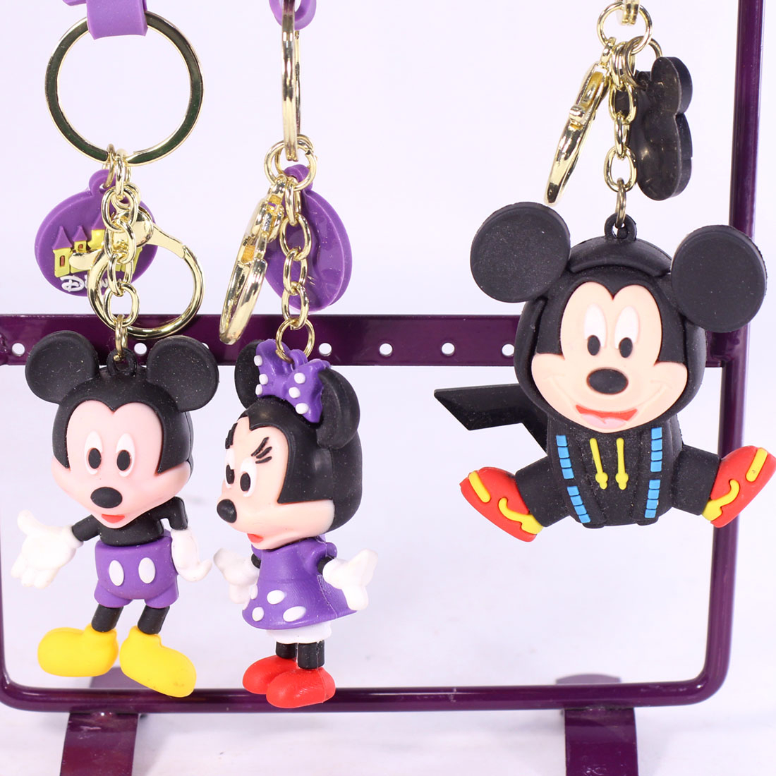Voir photo 3 de Lot de porte-clefs Disney pour sac Lot de porte-clefs Disney pour sac Bon état - Vue 3 -