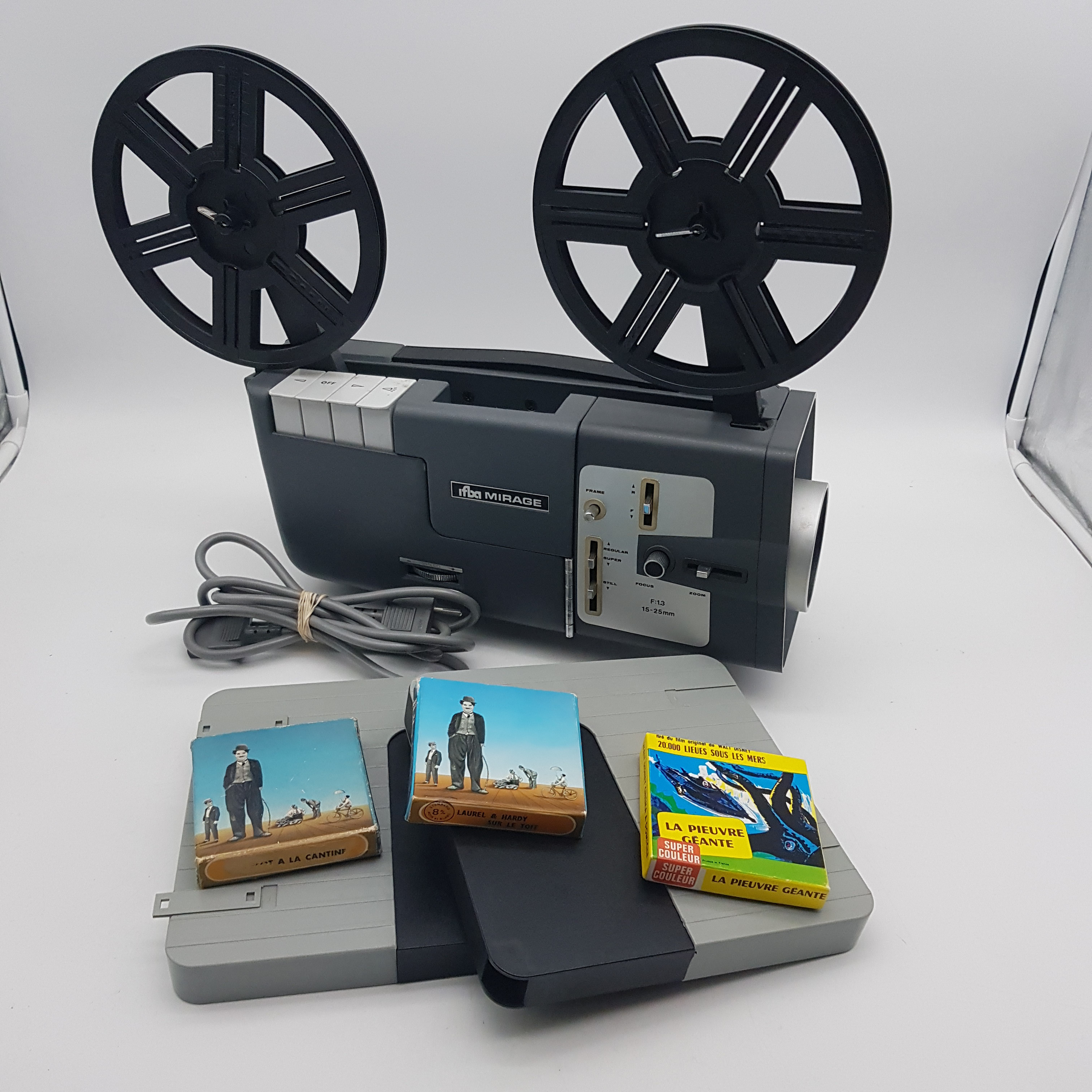 Projecteur Super 8 Mupletic Matic Italien Blanc - Dans Sa Boîte D'Origine