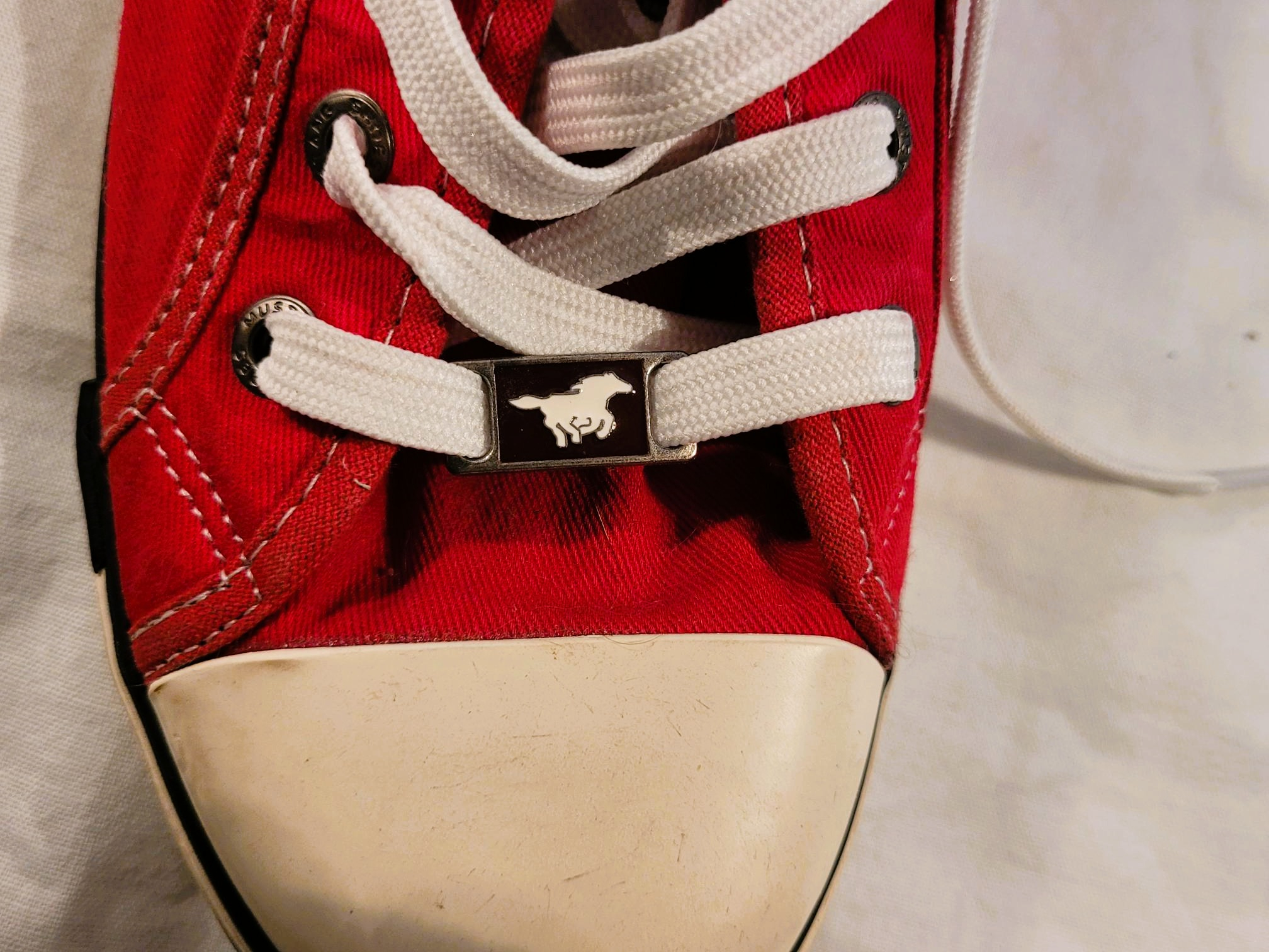 Baskets rouge Mustang, pointure 37 - Photo 8