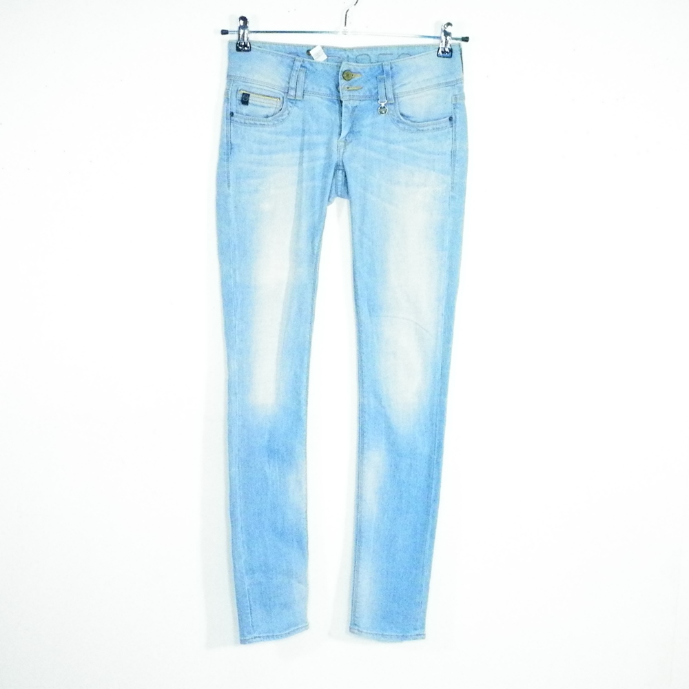 Jean's Femme Bleu LE TEMPS DES CERISES Taille Estimée 34.  -  reconditionné disponible sur Label Emmaüs