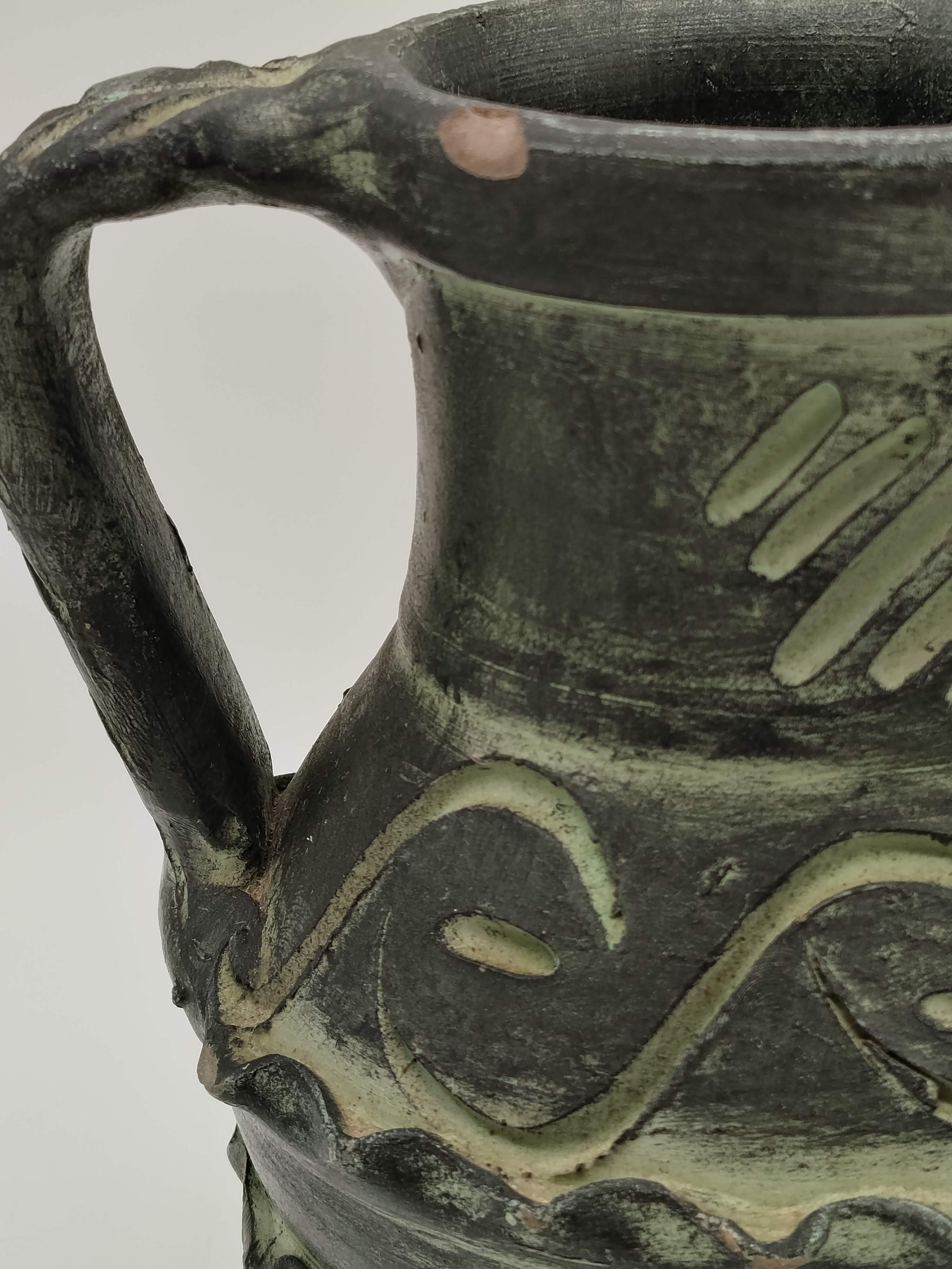 Vase pichet en terre cuite signé Francisco Figueras Très bon état - Vue 8 - 