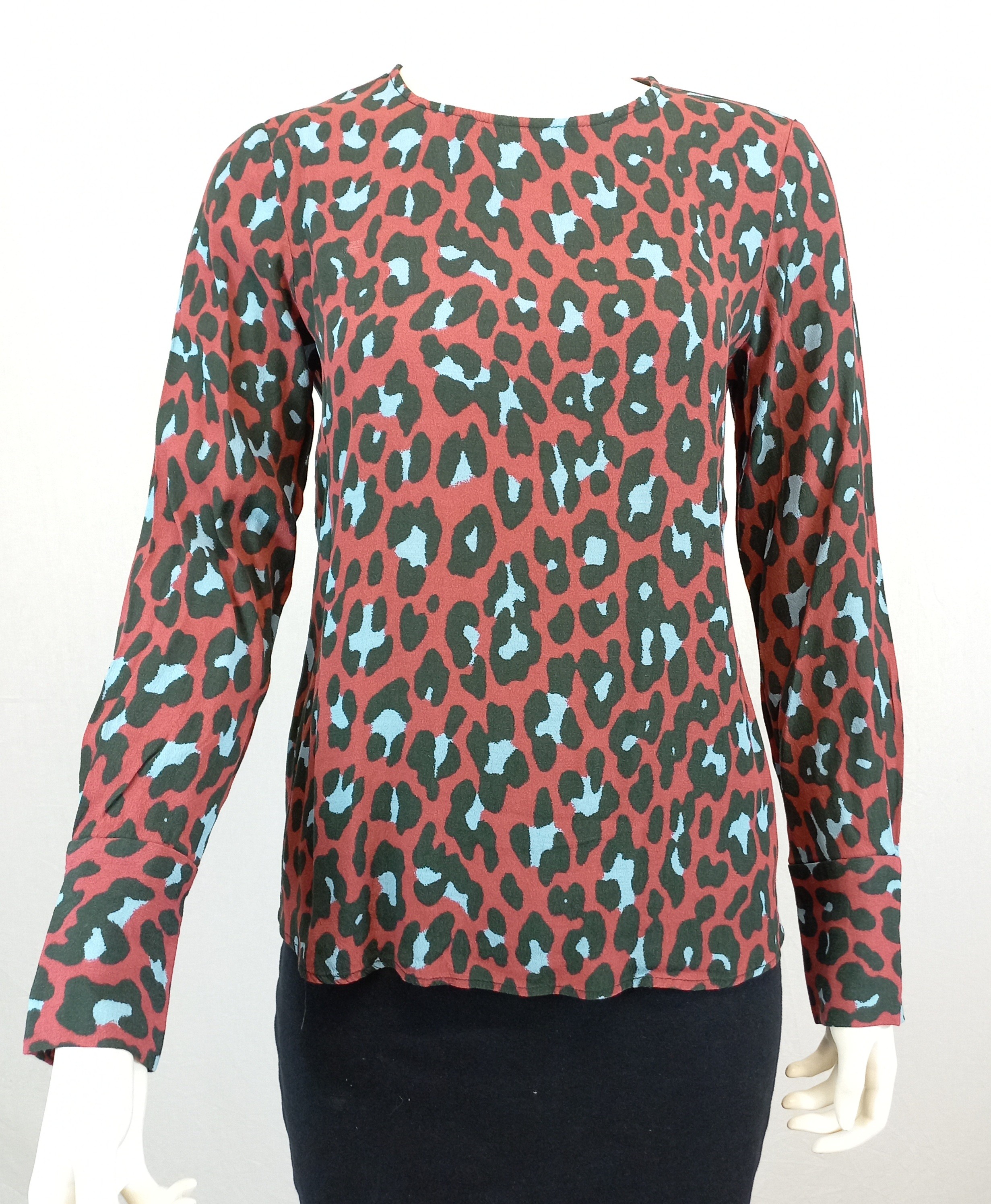 Haut Manches Longues "" lopard noir bleu " Taille S - MNG - Modalova