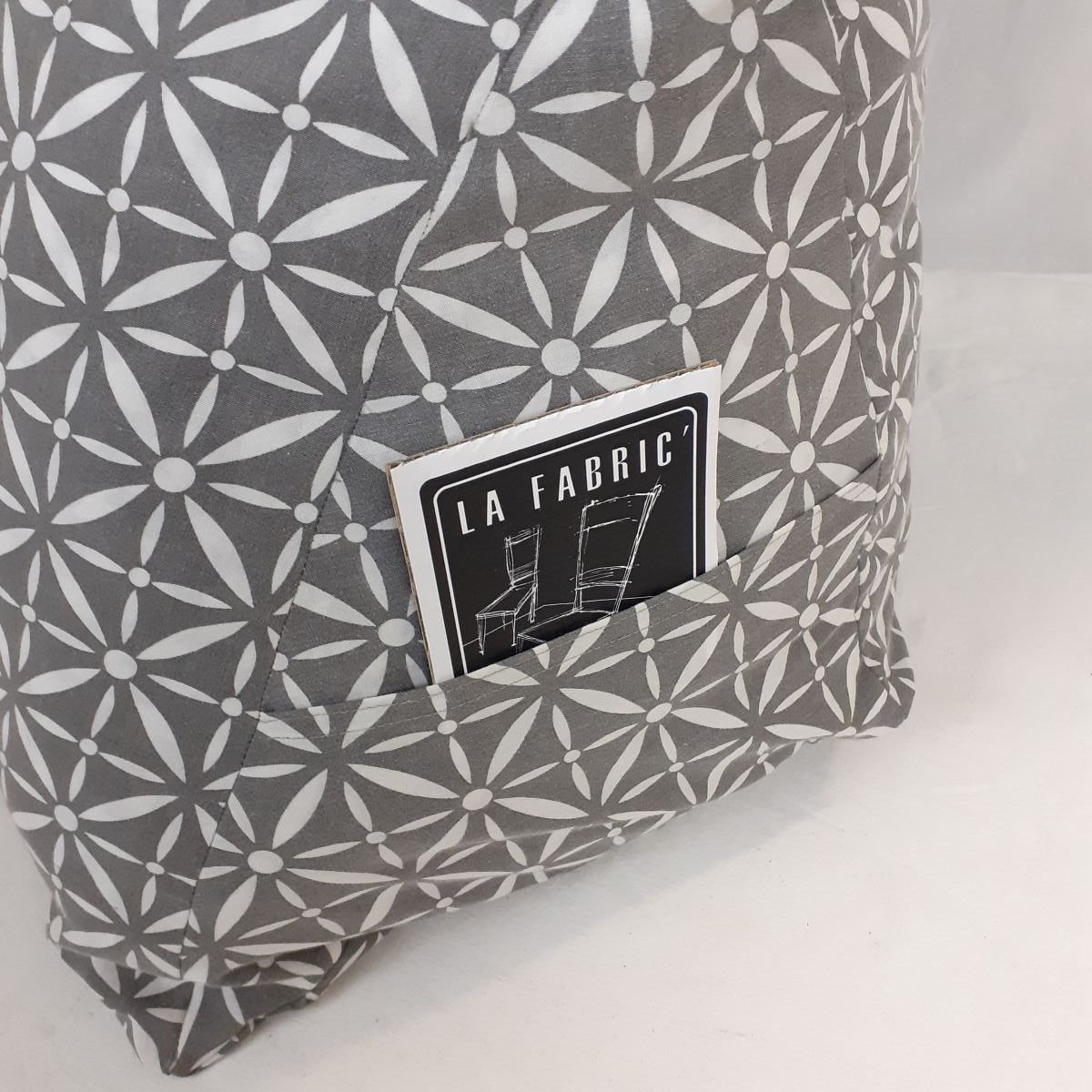 Voir photo 3 de Coussin lombaire - Lit ou Canapé - Fait main Coussin lombaire - Lit ou Canapé - Fait main Comme neuf - Vue 3 -