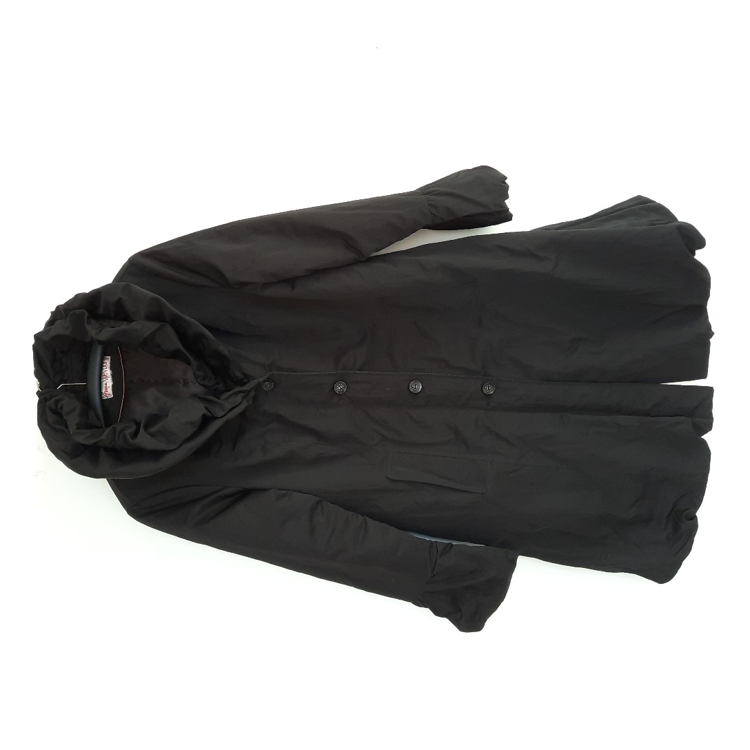 Acheter Manteau noir classique chic lavable Anne Weyburn La Redoute T 40 Très bon état - 29,00 € Manteau noir classique chic lavable Anne Weyburn La Redoute T 40 Très bon état - reconditionné disponible sur Label Emmaüs