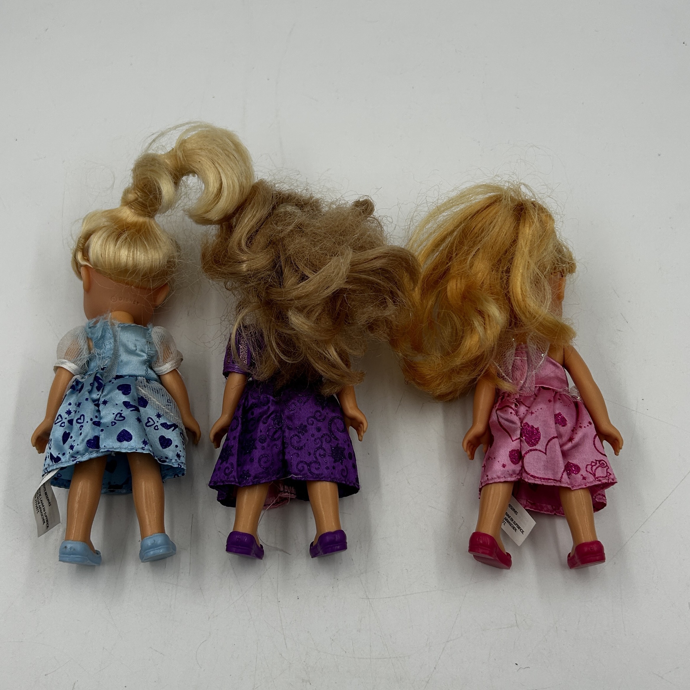 Voir photo 9 de Lot de 10 petites poupées Disney Lot de 10 petites poupées Disney Bon état - Vue 9 -