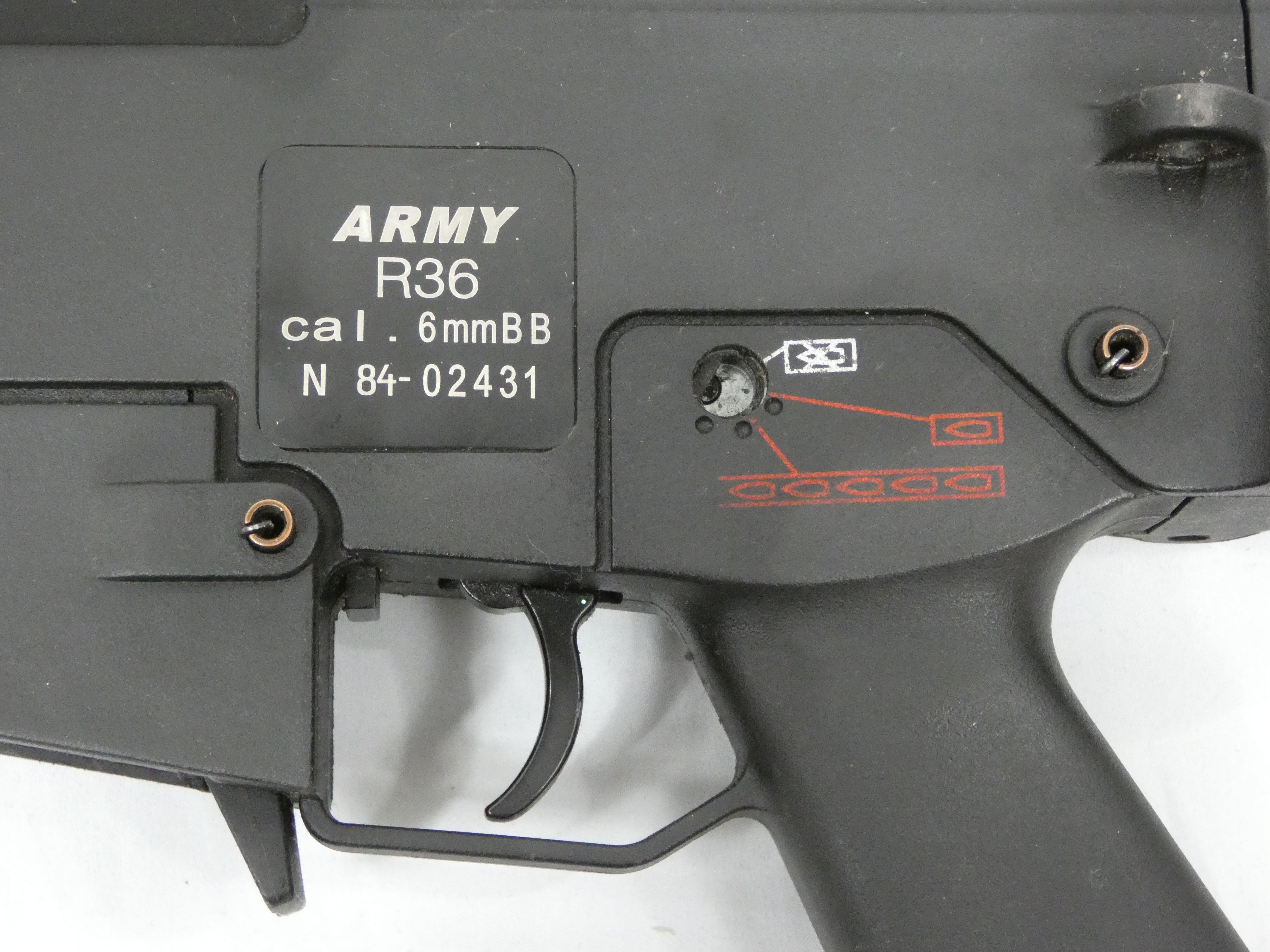 Fusil airsoft Army R36 Très bon état - Vue 4 - 