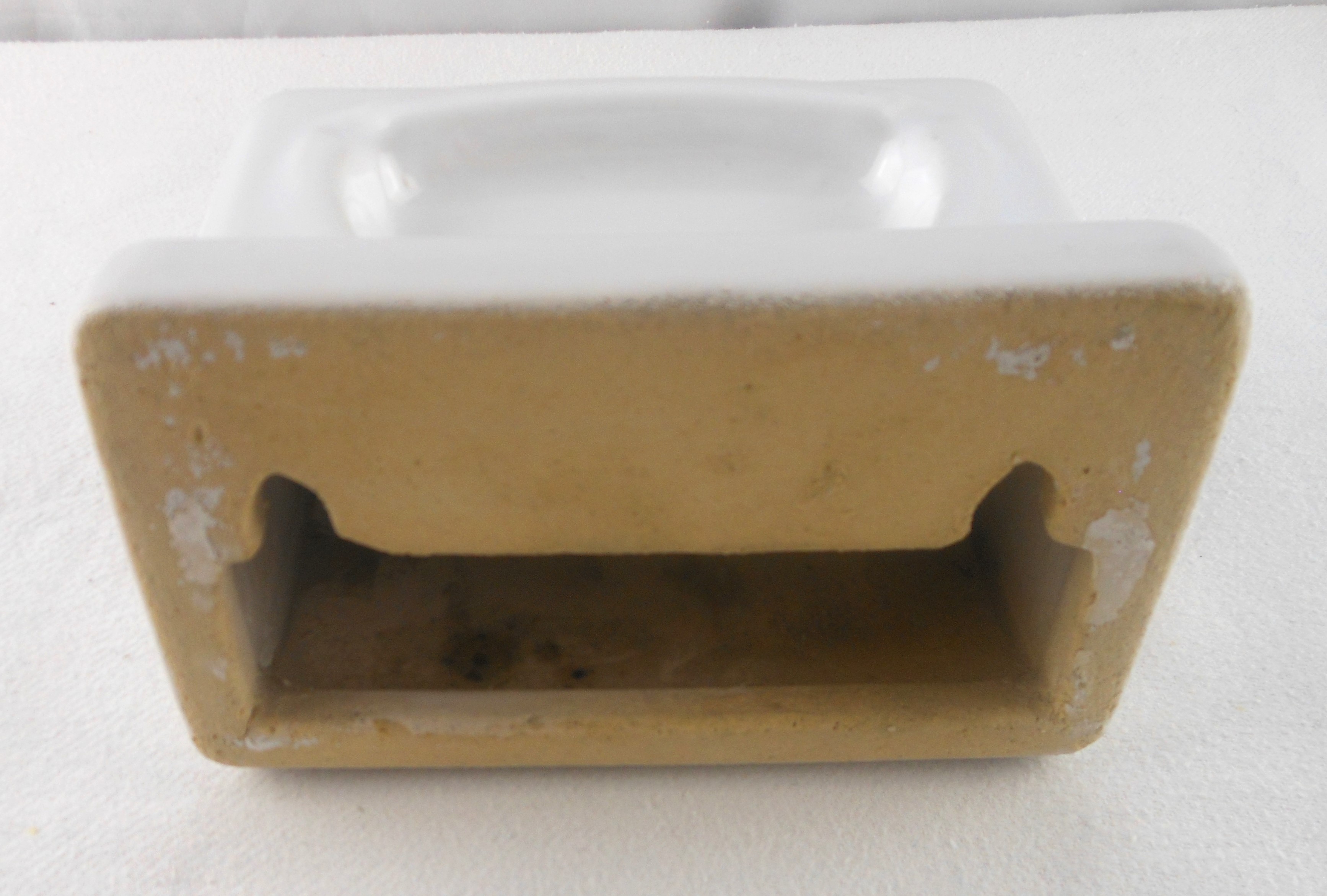 lot Ancien distributeur dévidoir à papier toilette + fait cendrier en même temps en porcelaine blanc quantité 2 le prix et pour 1 seul - Bon état - Photo 3