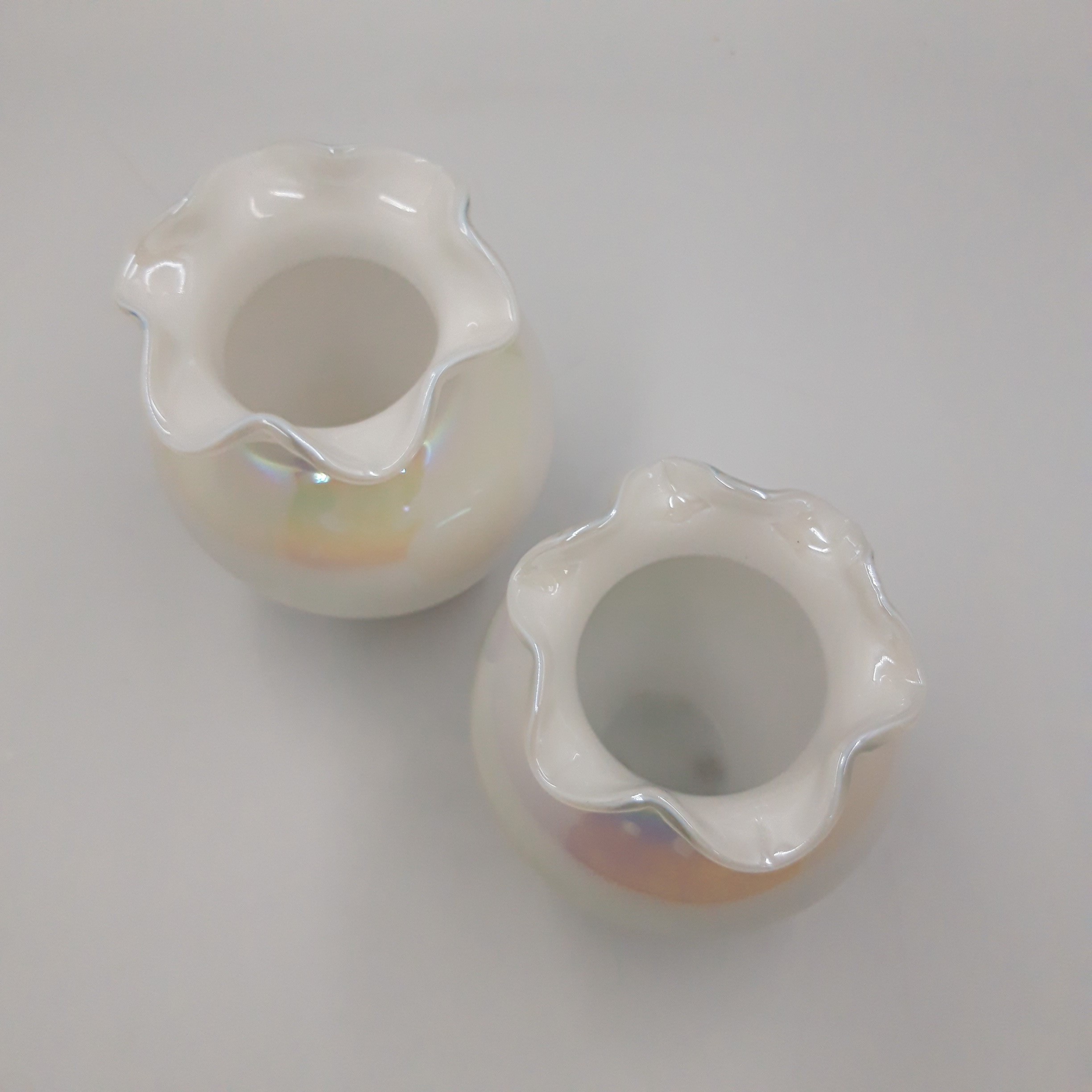 Paire de vases perlés en verre soufflé Très bon état - Vue 3 - 