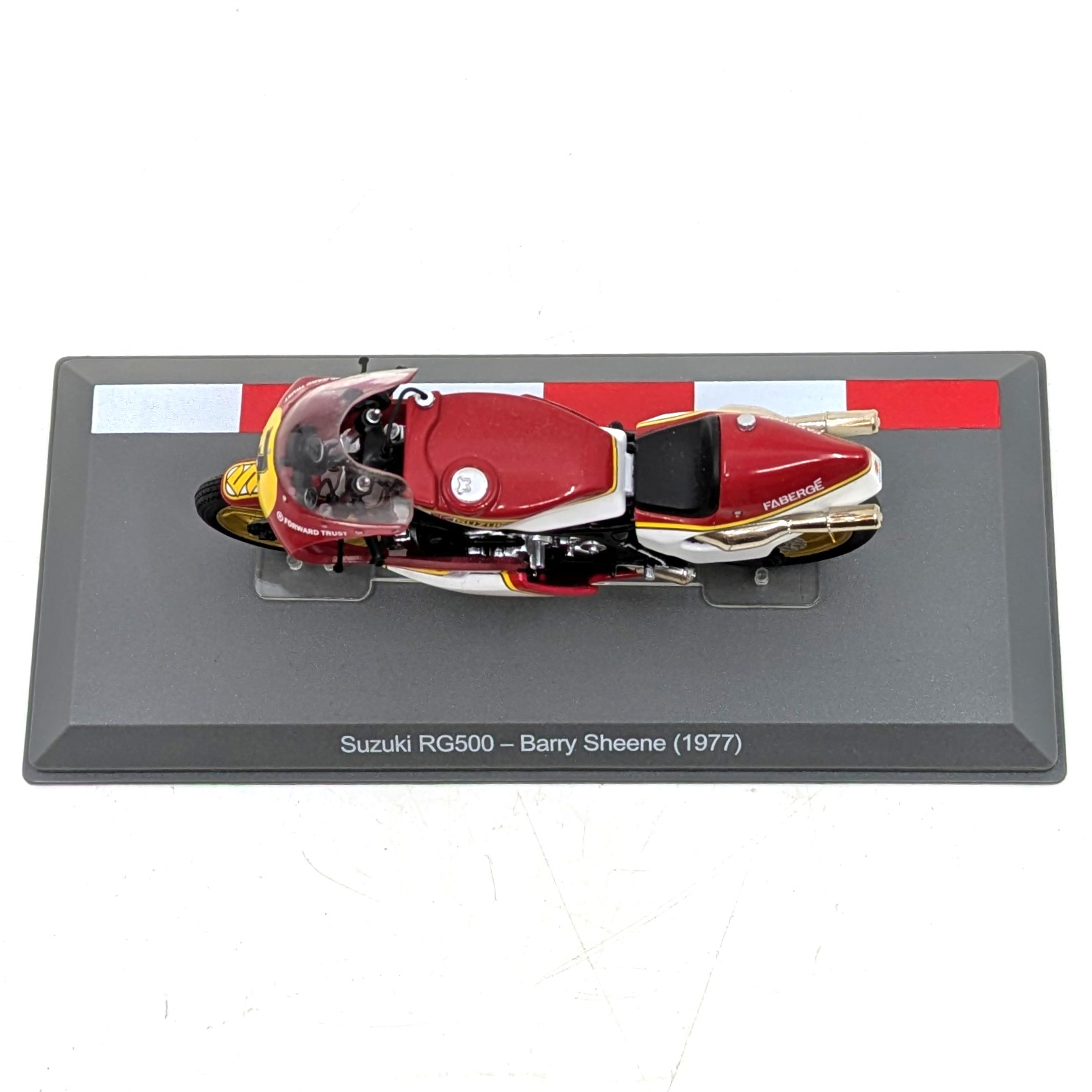 Modèle réduit Suzuki RG500 – Barry Sheene (1977) au 1/18 sans couvercle Bon état - Vue 3 - 