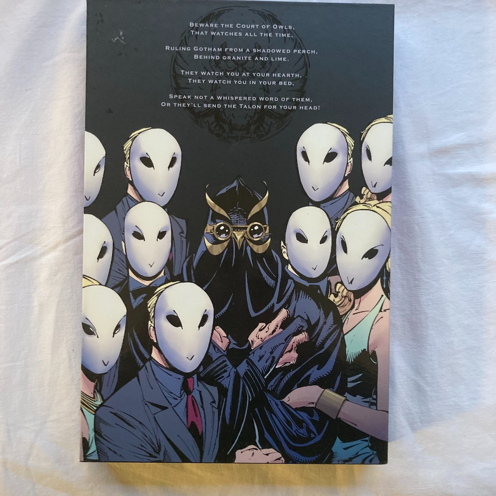 Absolute BATMAN - The Court of Owls - Photo 4