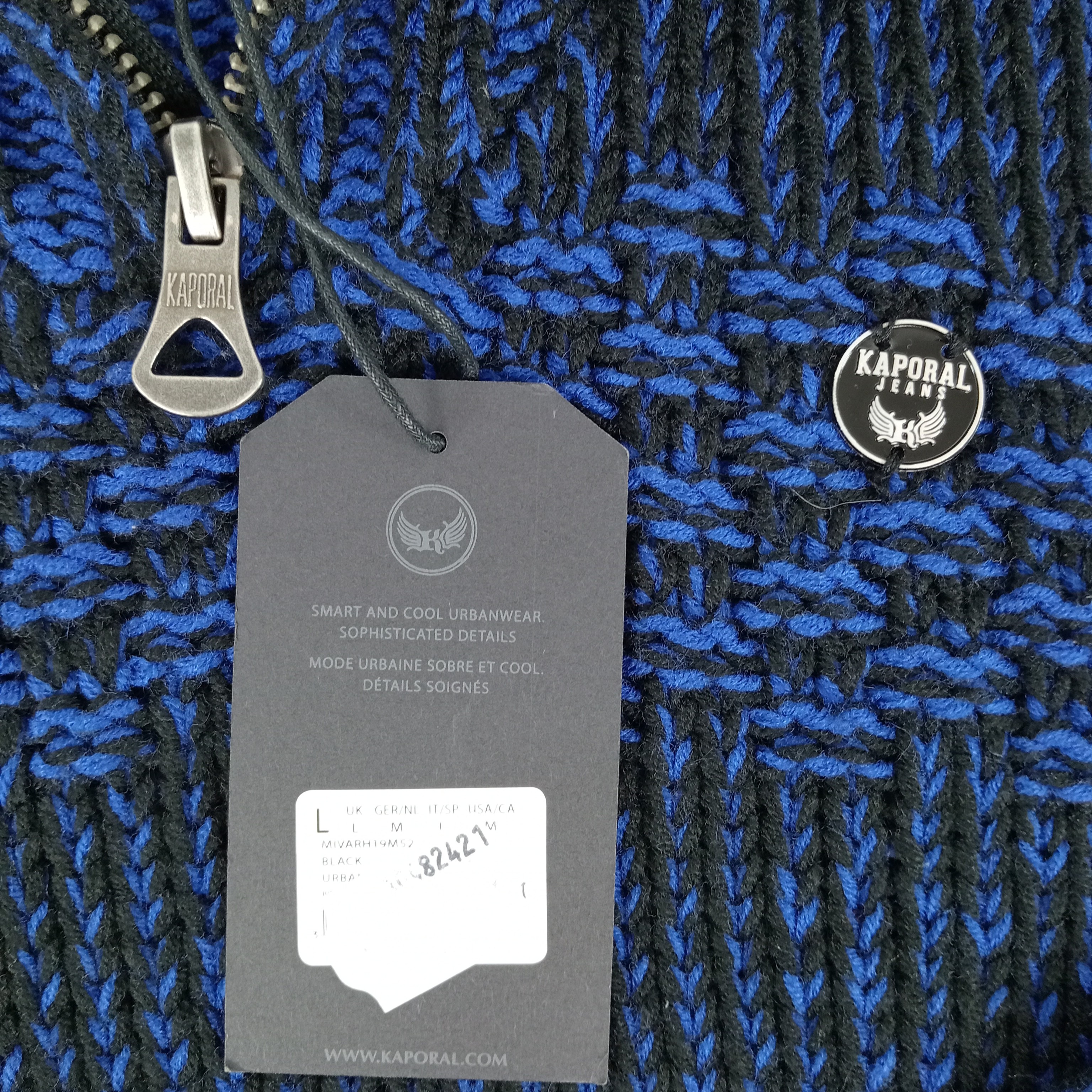 Pull homme de la marque Kaporal col camionneur à manches longues couleur noir et bleu taille L (42) - Comme neuf - Photo 4