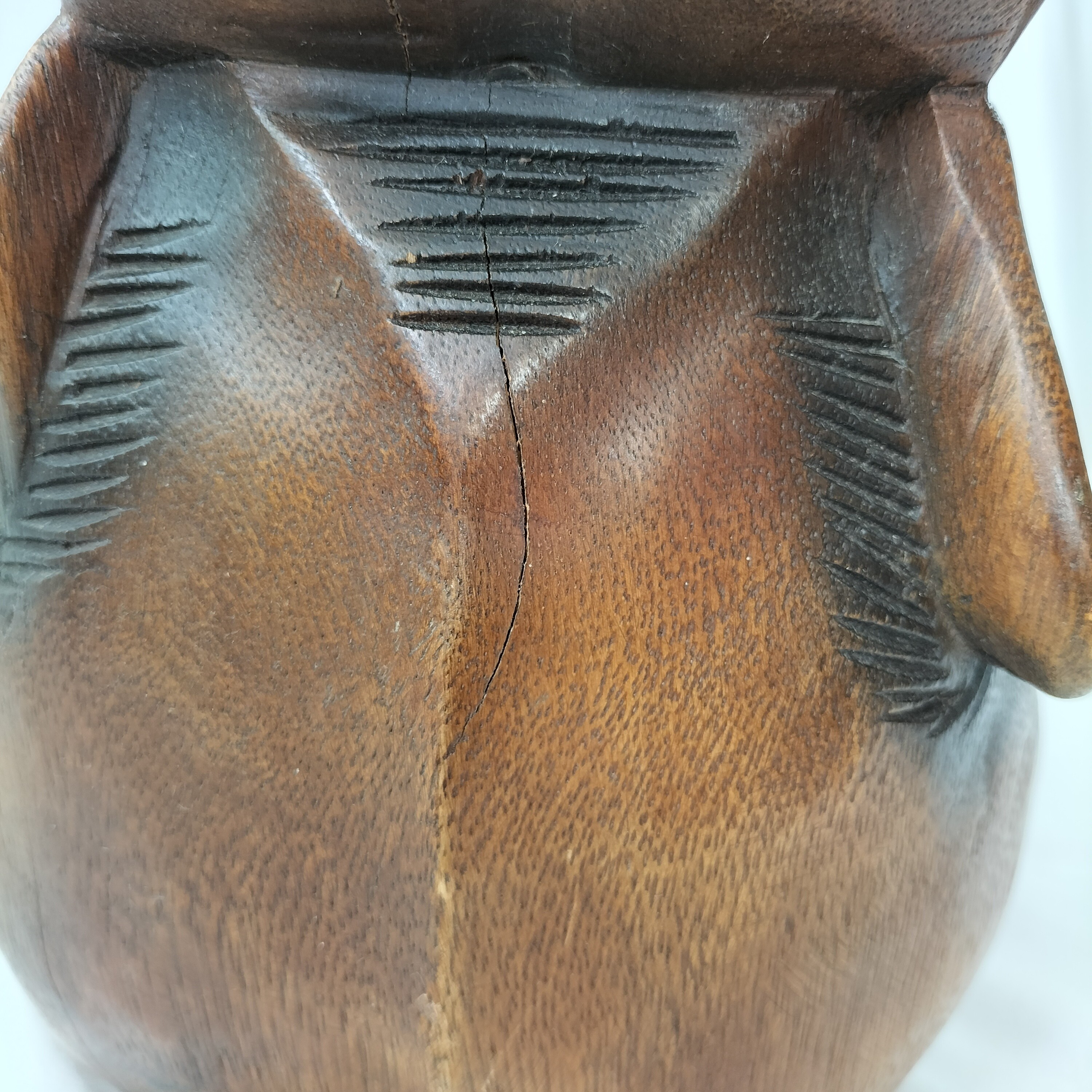 Magnifique tabouret porte plante éléphant sculpté en bois et peint à la main. - Photo 10