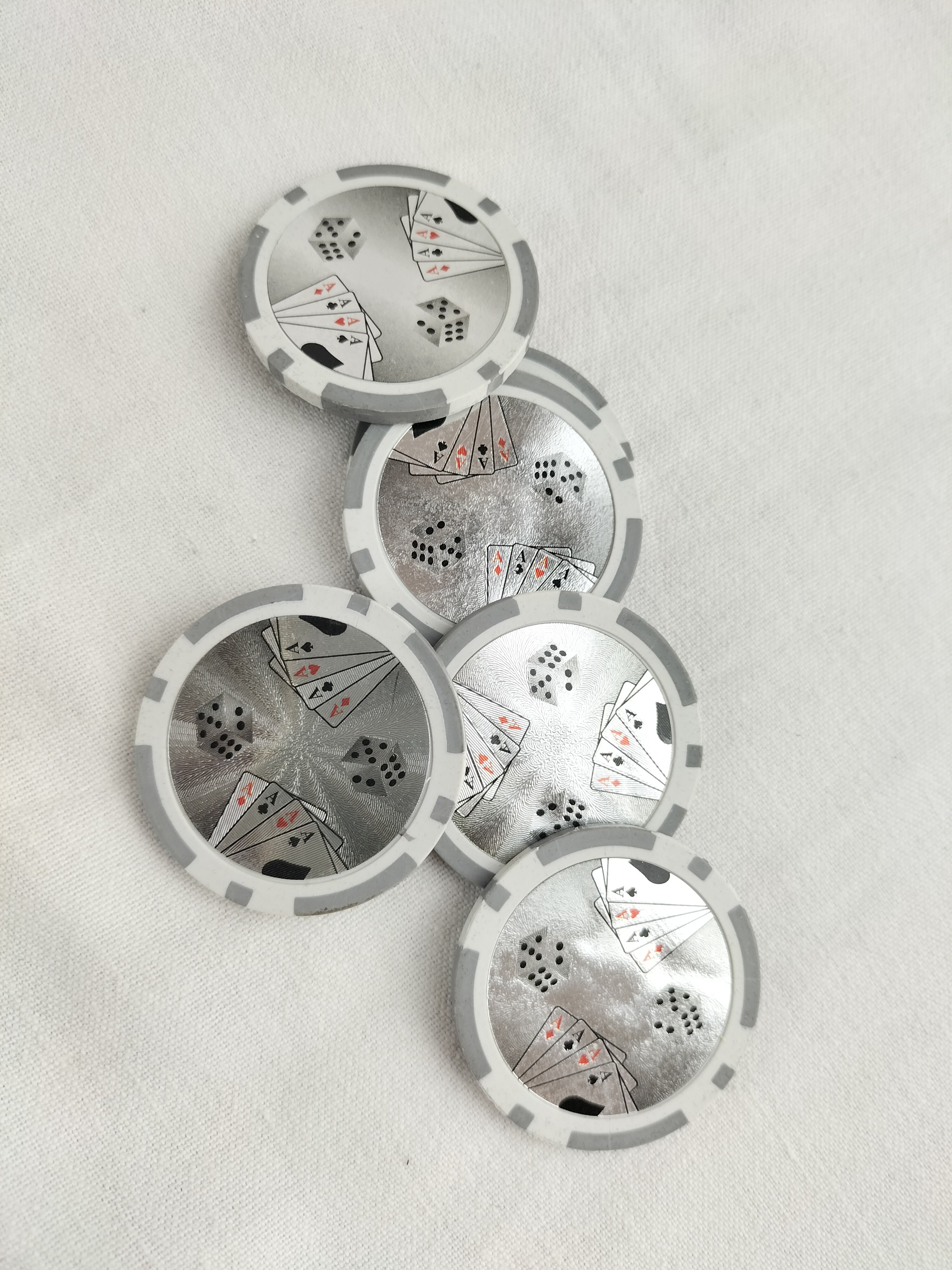 🎲♠️ MALLETTE DE POKER COMPLÈTE – JETONS + CARTES + DEALER ♣️♦️ Très bon état - Vue 16 - 