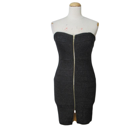 Acheter RF164 - Robe bustier - Daphnea - Taille S Très bon état - 13,00 € RF164 - Robe bustier - Daphnea - Taille S Très bon état - reconditionné disponible sur Label Emmaüs