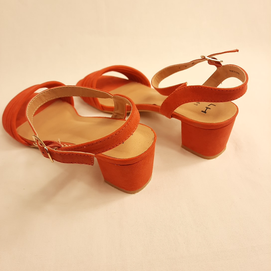 Voir photo 2 de sandales confortables à talon épais et brides et lanières maintenant bien le pied LH T41 sandales confortables à talon épais et brides et lanières maintenant bien le pied LH T41 - Vue 2 -