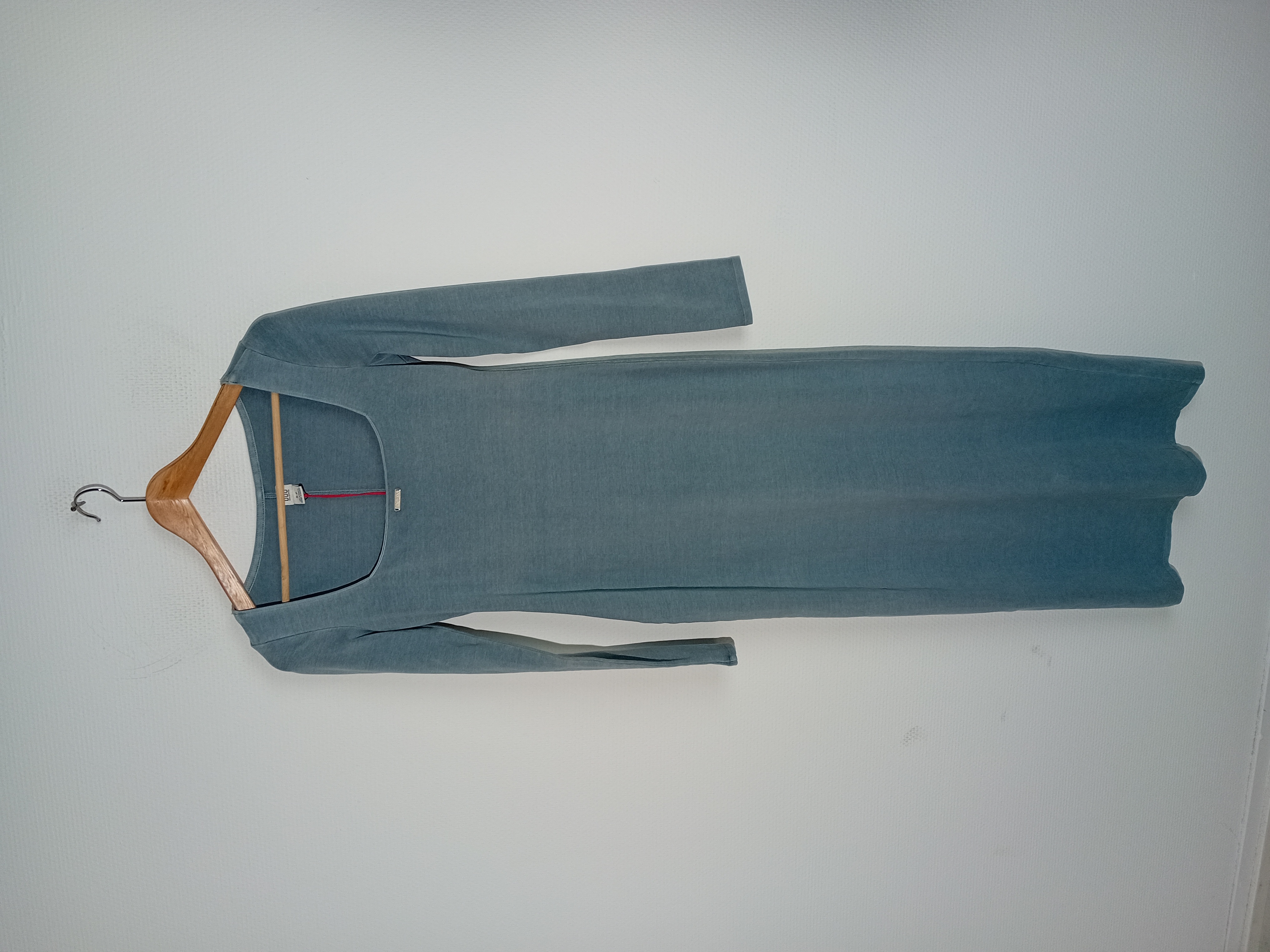 Voir photo 4 de Robe Moulante Longue Bleue Bdg S (T3647) Robe Moulante Longue Bleue Bdg S (T3647) Très bon état - Vue 4 -