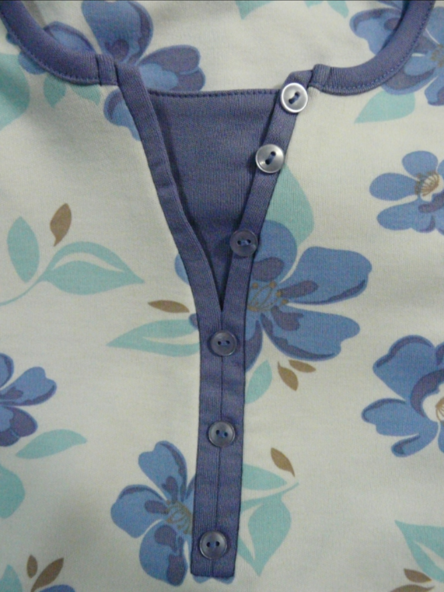 Voir photo 6 de L68 - Chemise de nuit d'hiver - Thermolactyl by Damart - Taille S L68 - Chemise de nuit d'hiver - Thermolactyl by Damart - Taille S Comme neuf - Vue 6 -
