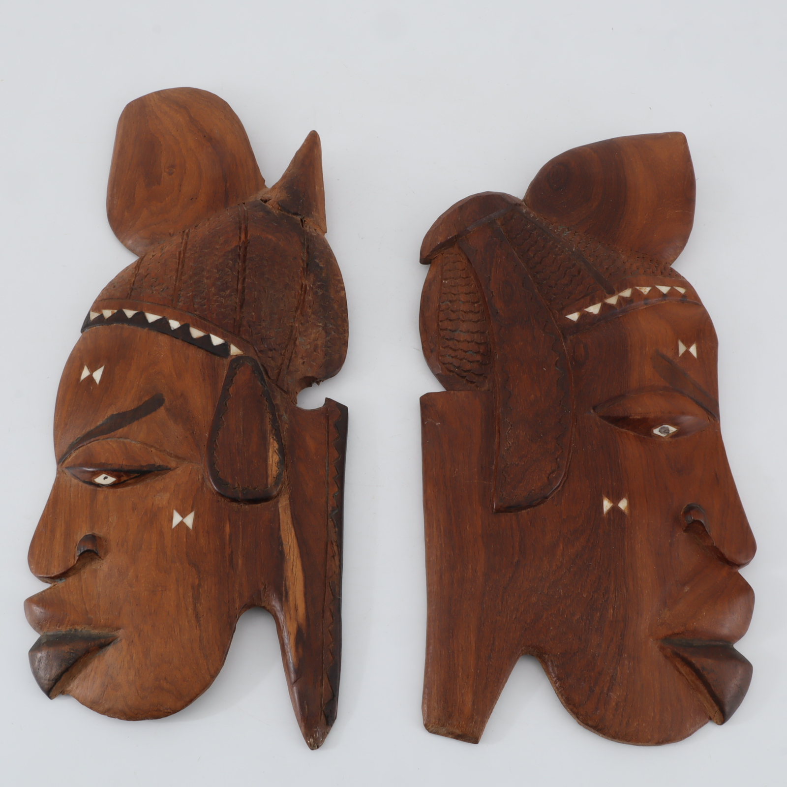 Deux masques africains - Photo 1