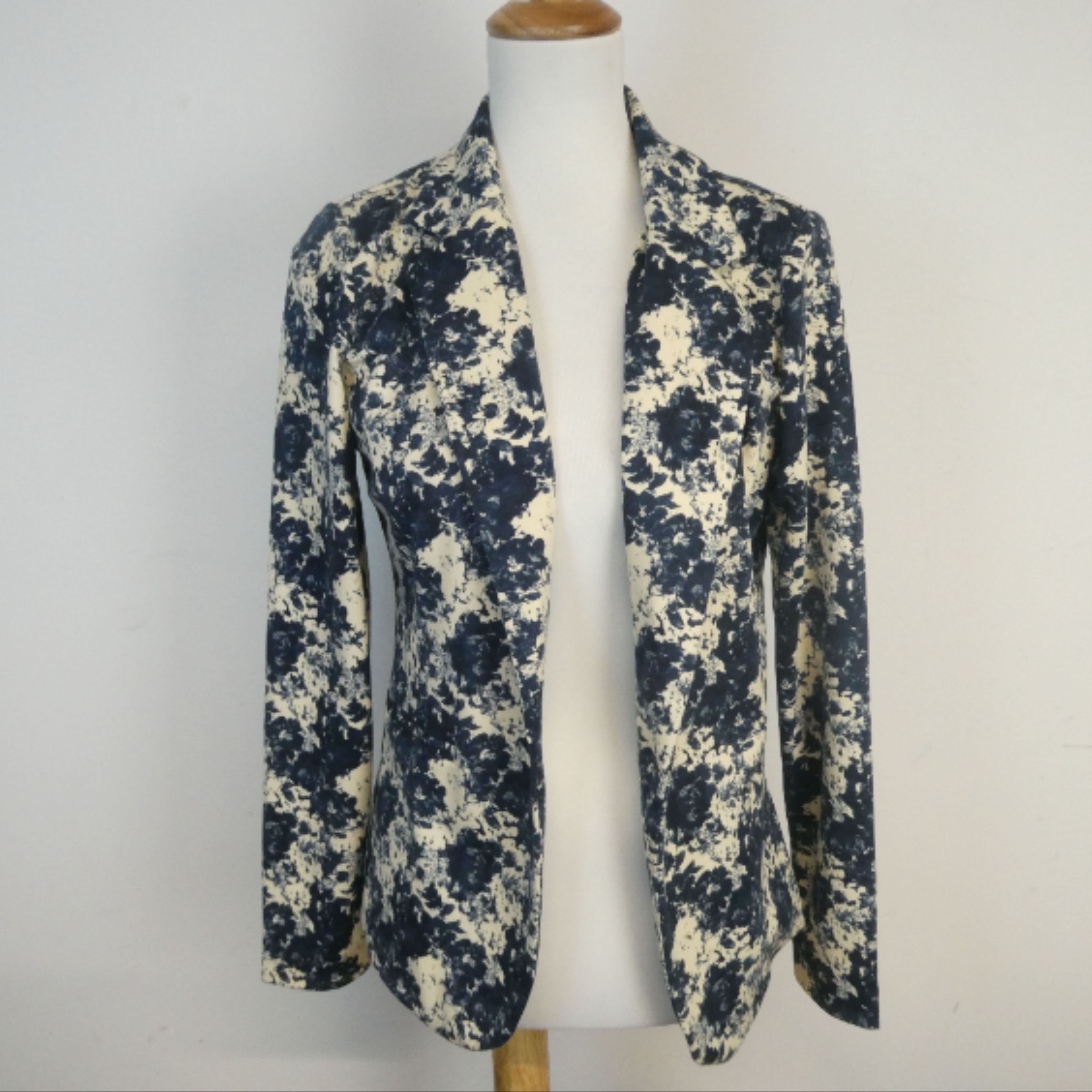Ensemble Ichi Femme – Veste Taille M et Pantalon Taille T5, Motif Floral Bleu Marine - Photo 2