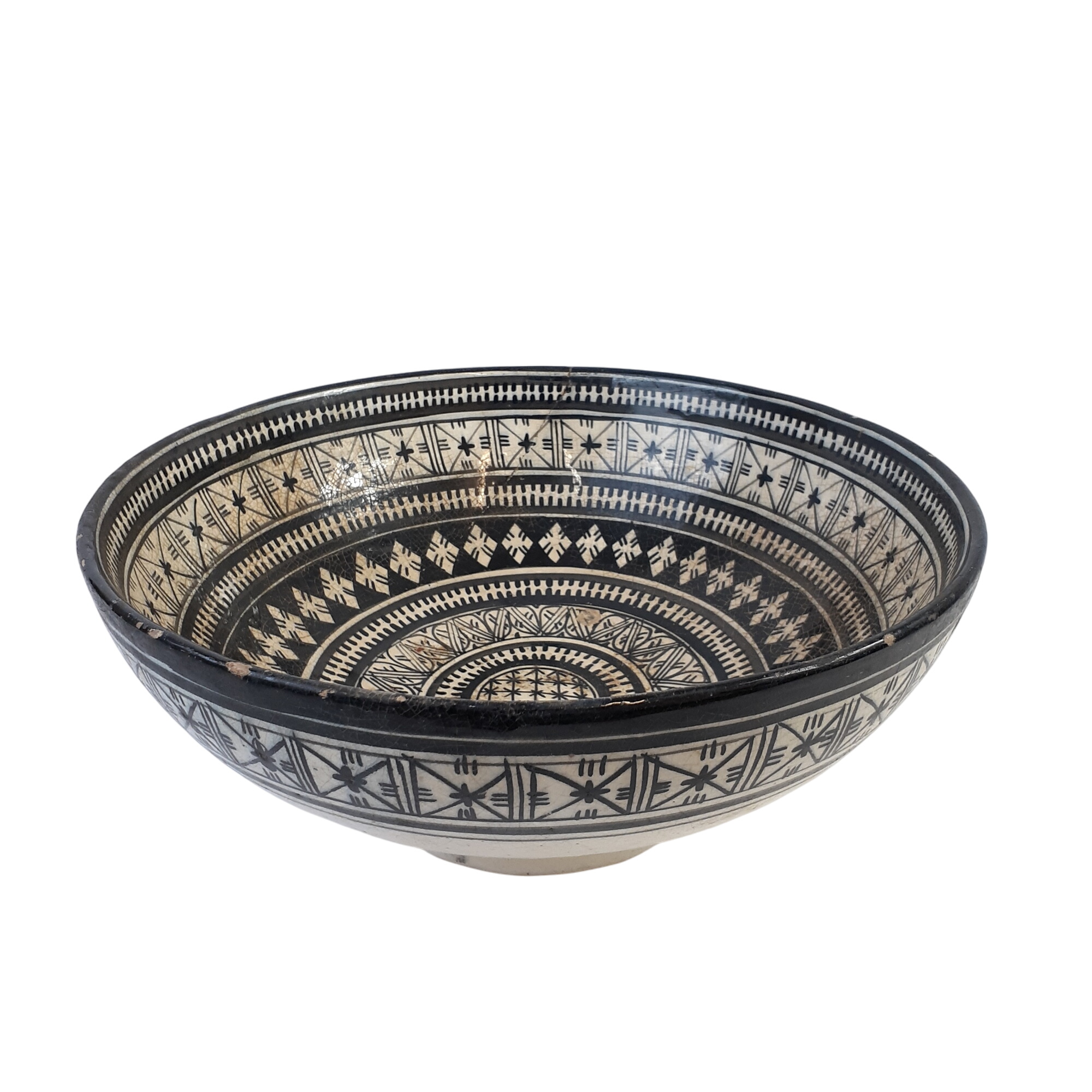Acheter Saladier marocain ancien - une pièce chargée d'histoire État correct - 35,00 € Saladier marocain ancien - une pièce chargée d'histoire État correct - reconditionné disponible sur Label Emmaüs