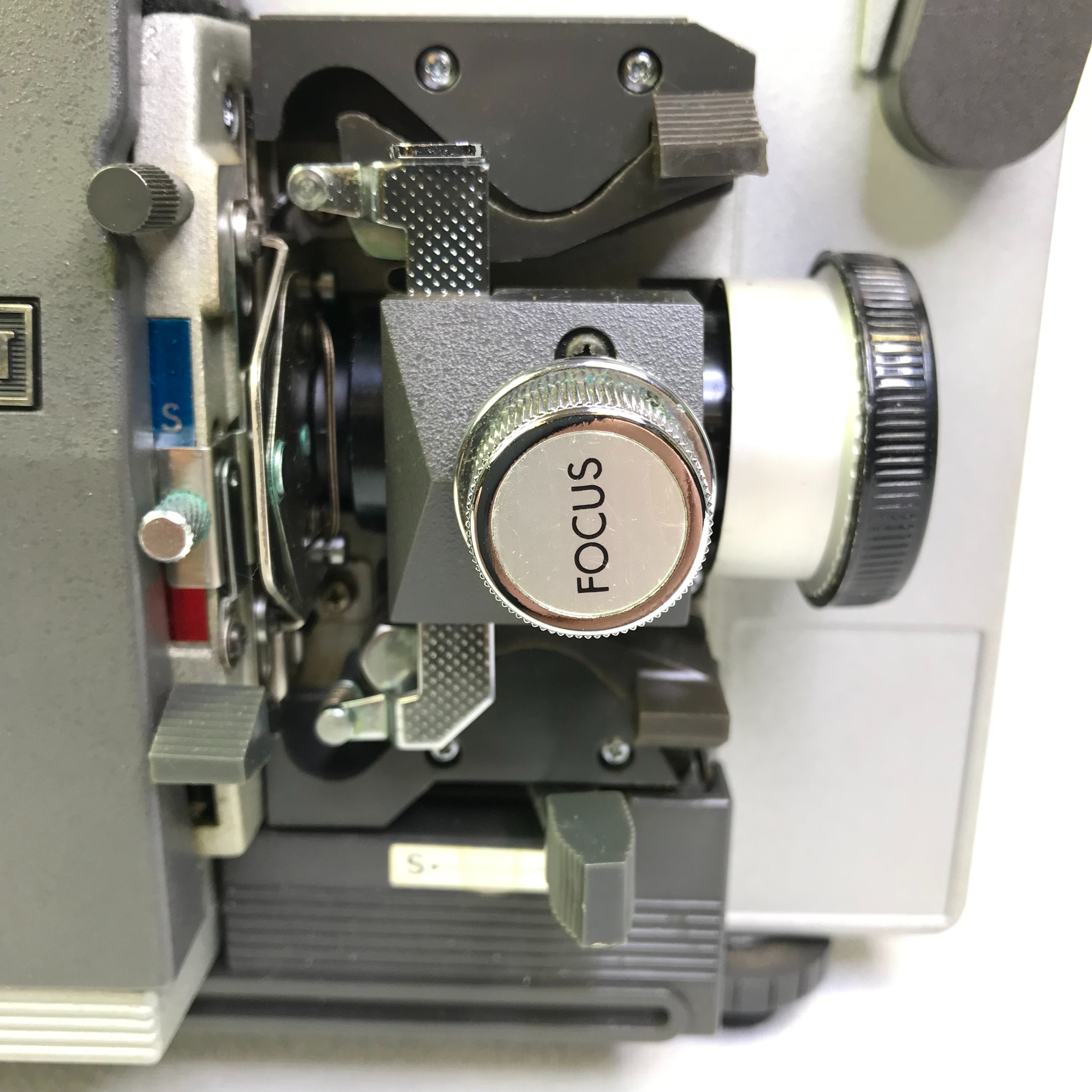  Projecteur de film 8 mm : Magnon 800 Instdual DLS Très bon état - Vue 6 - 