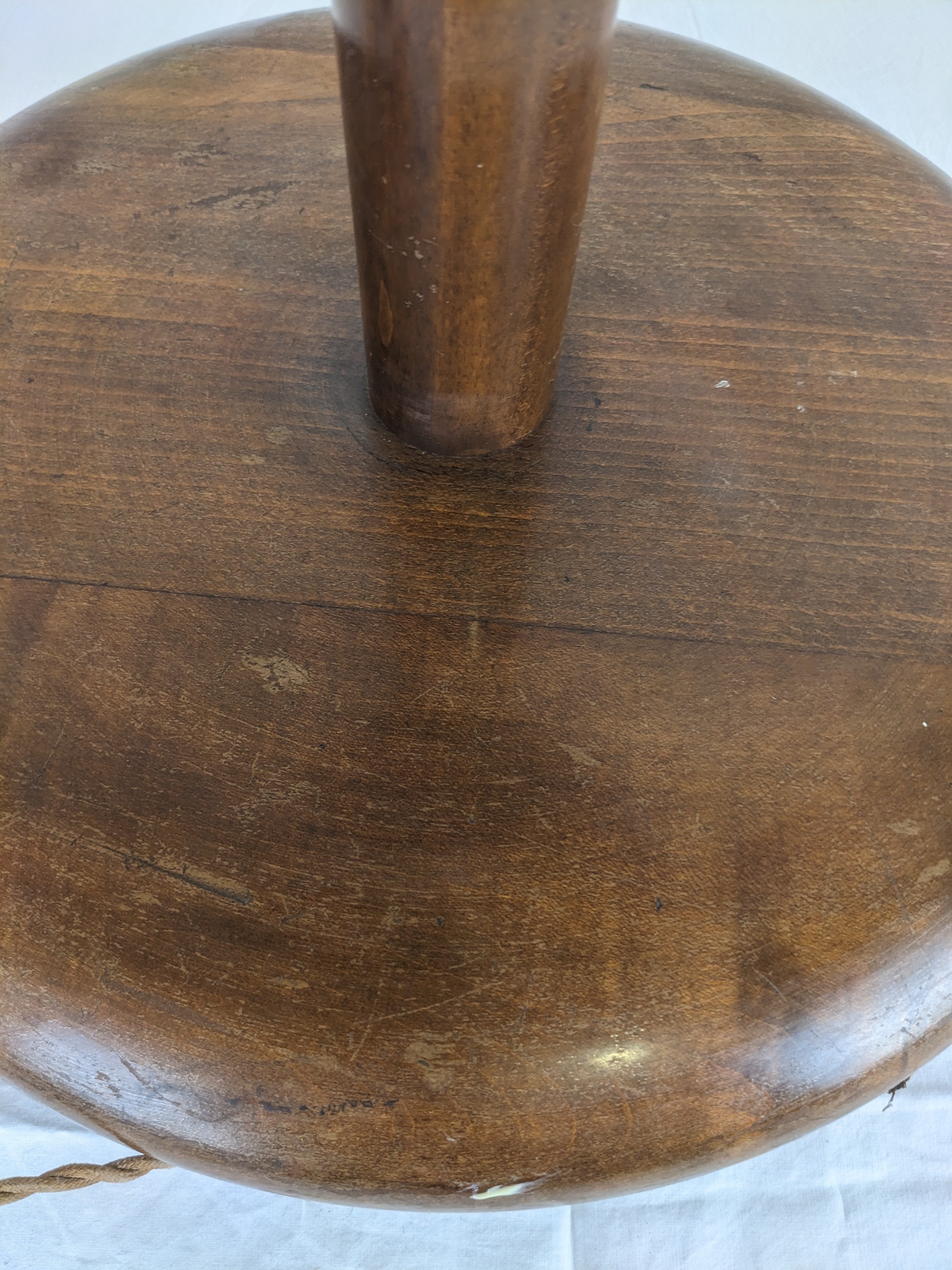 Pied de lampe en bois - Photo 4