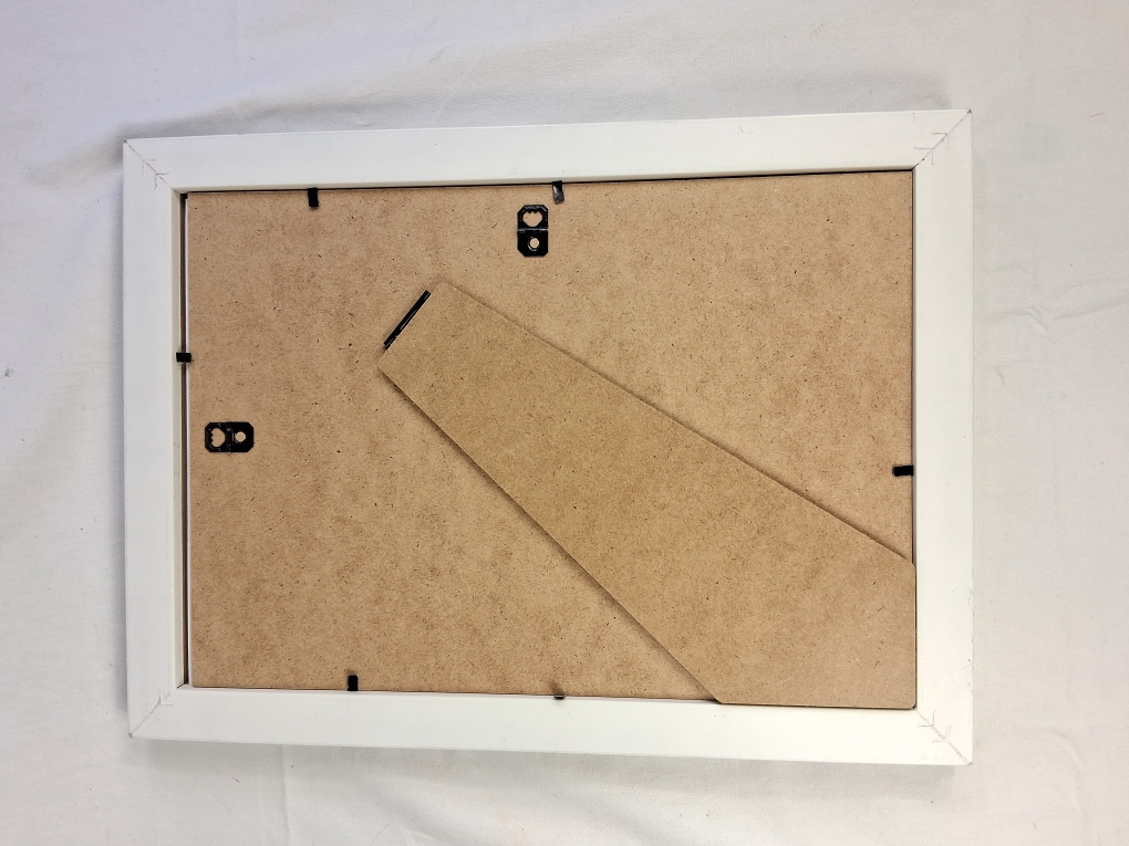 3 cadres pour photos ou oeuvres d'art en bois blanc décor perles à suspendre ou à poser - Photo 3