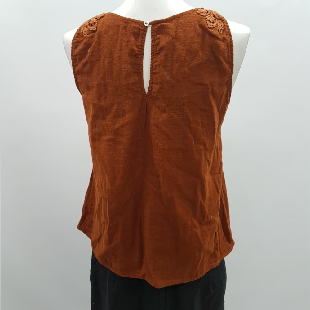 Voir photo 3 de Top à bretelles terracotta - PULL&BEAR - taille S Top à bretelles terracotta - PULL&BEAR - taille S Très bon état - Vue 3 -