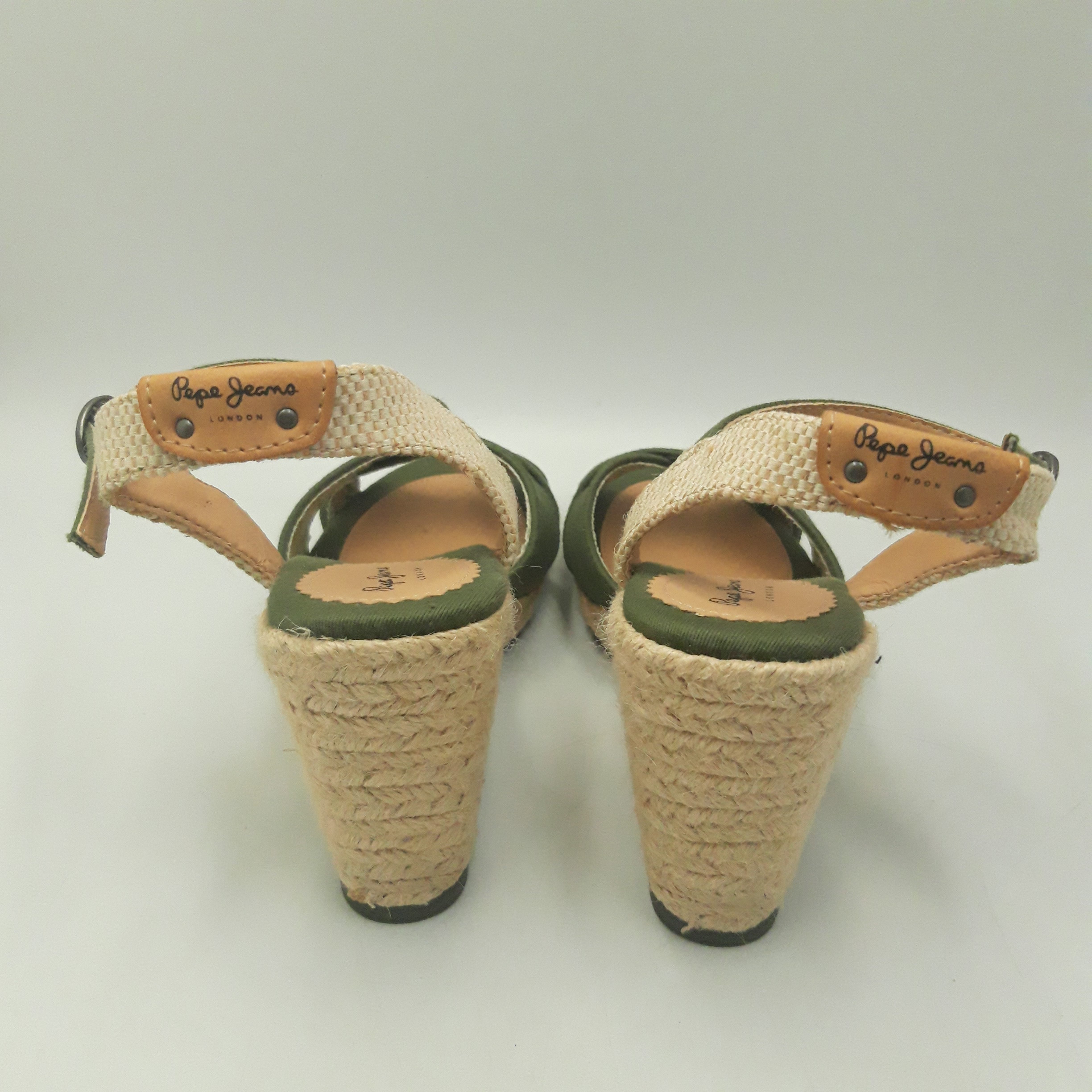Sandales compensées couleur kaki femme de la marque Pepe Jeans, pointure 36 Comme neuf - Vue 4 - 
