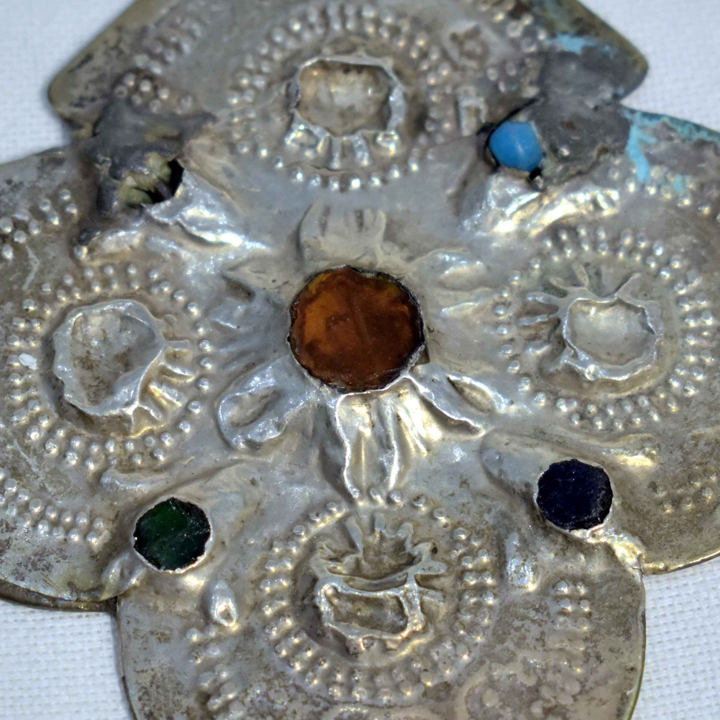 Lot de Bijoux Berbères Anciens - Pate de Verre & Métal Argenté Bon état - Vue 12 - 