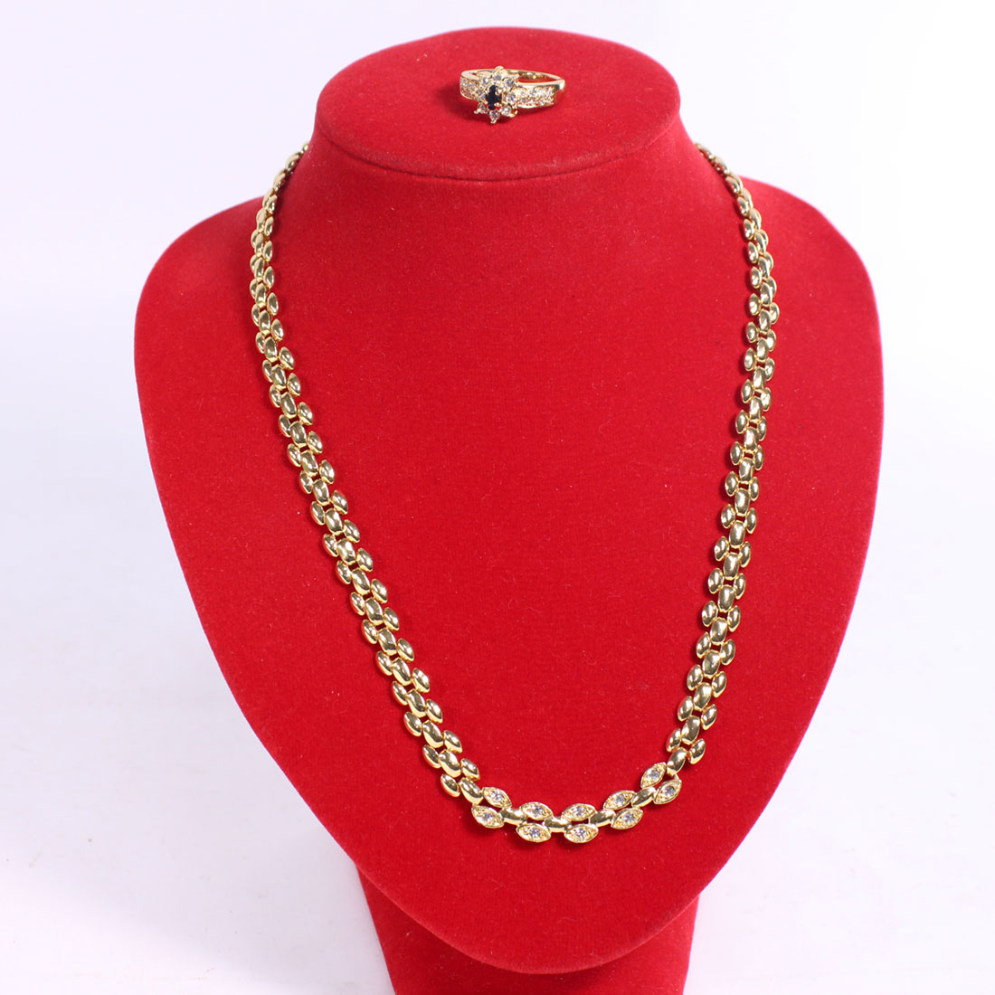 Collier et bague en métal doré  - Vue 2 - 