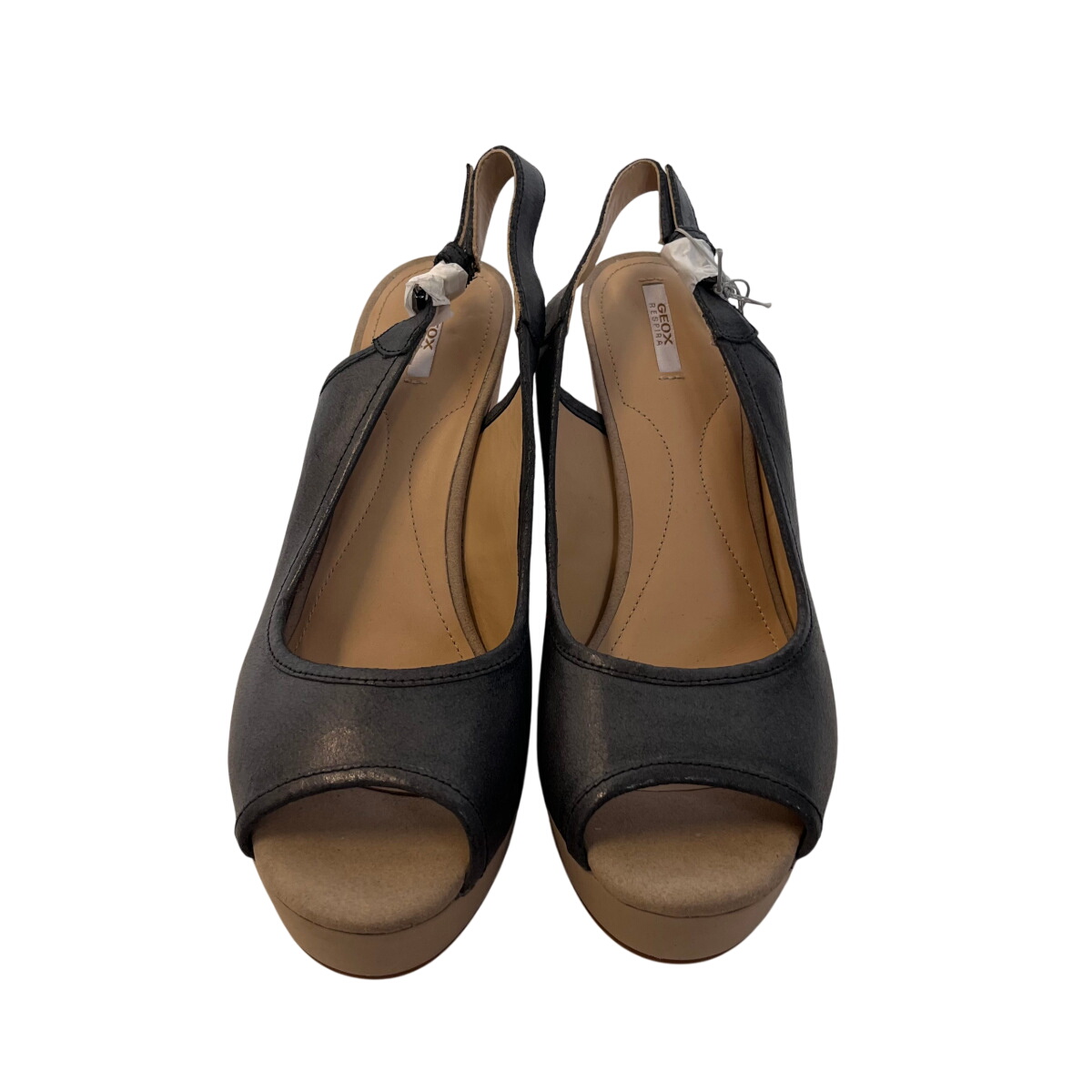 Acheter Sandales à talons Geox T.36 Comme neuf - 13,50 € Sandales à talons Geox T.36 Comme neuf - reconditionné disponible sur Label Emmaüs