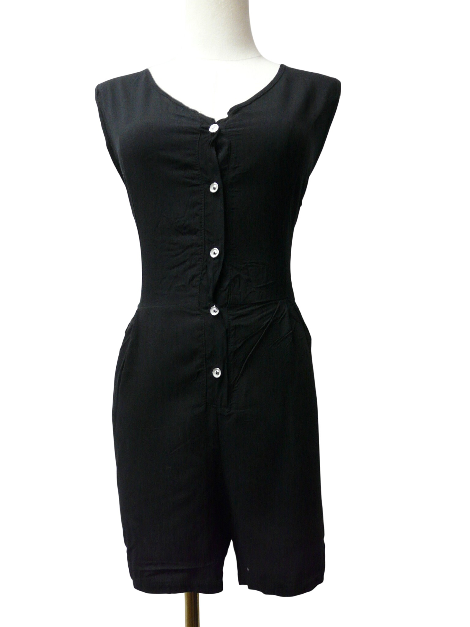 Acheter RF105 - Combishort légère - Jade & Me - Taille XL Comme neuf - 12,00 € RF105 - Combishort légère - Jade & Me - Taille XL Comme neuf - reconditionné disponible sur Label Emmaüs