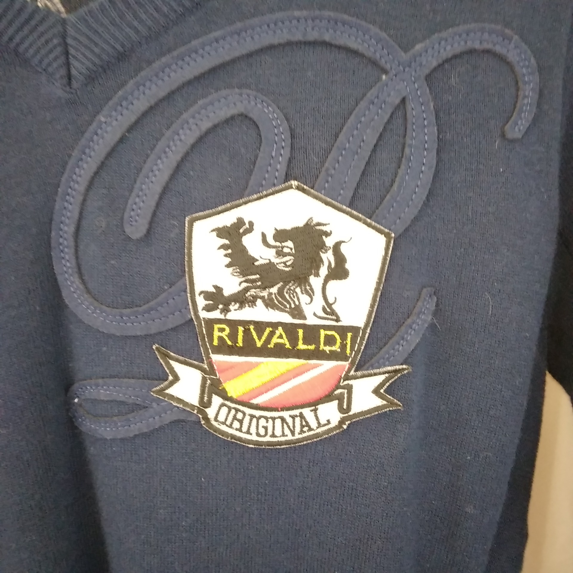 Pull Rivaldi - 16 ans. - Bon état - Photo 3