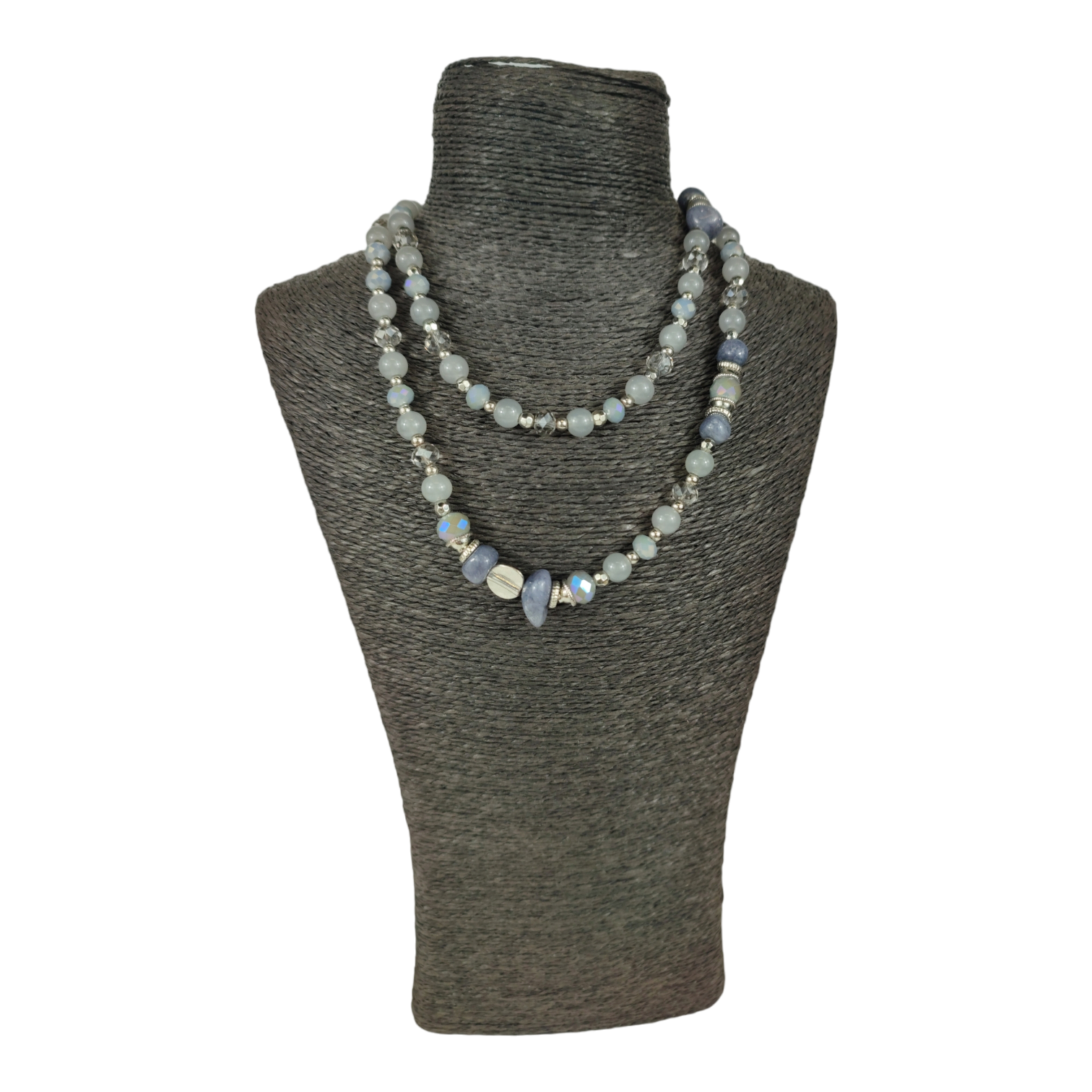 Grand collier en perles et verre et pierres naturelles grises et bleues - Label Emmaus - Modalova