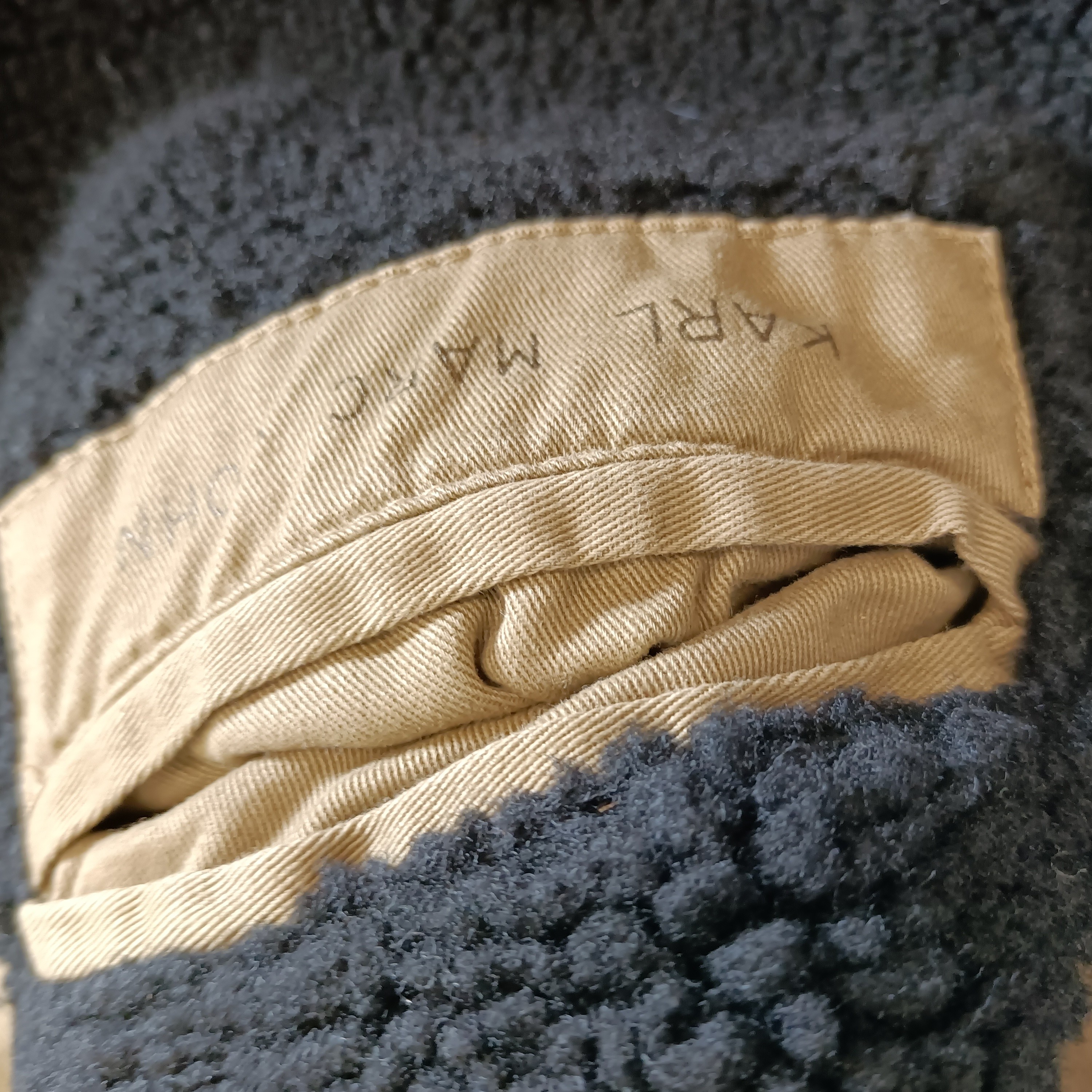 Voir photo 9 de Parka femme camel doublée polaire capuche fourrure raton laveur Karl Marc John – taille S Parka femme camel doublée polaire capuche fourrure raton laveur Karl Marc John – taille S Très bon état - Vue 9 -