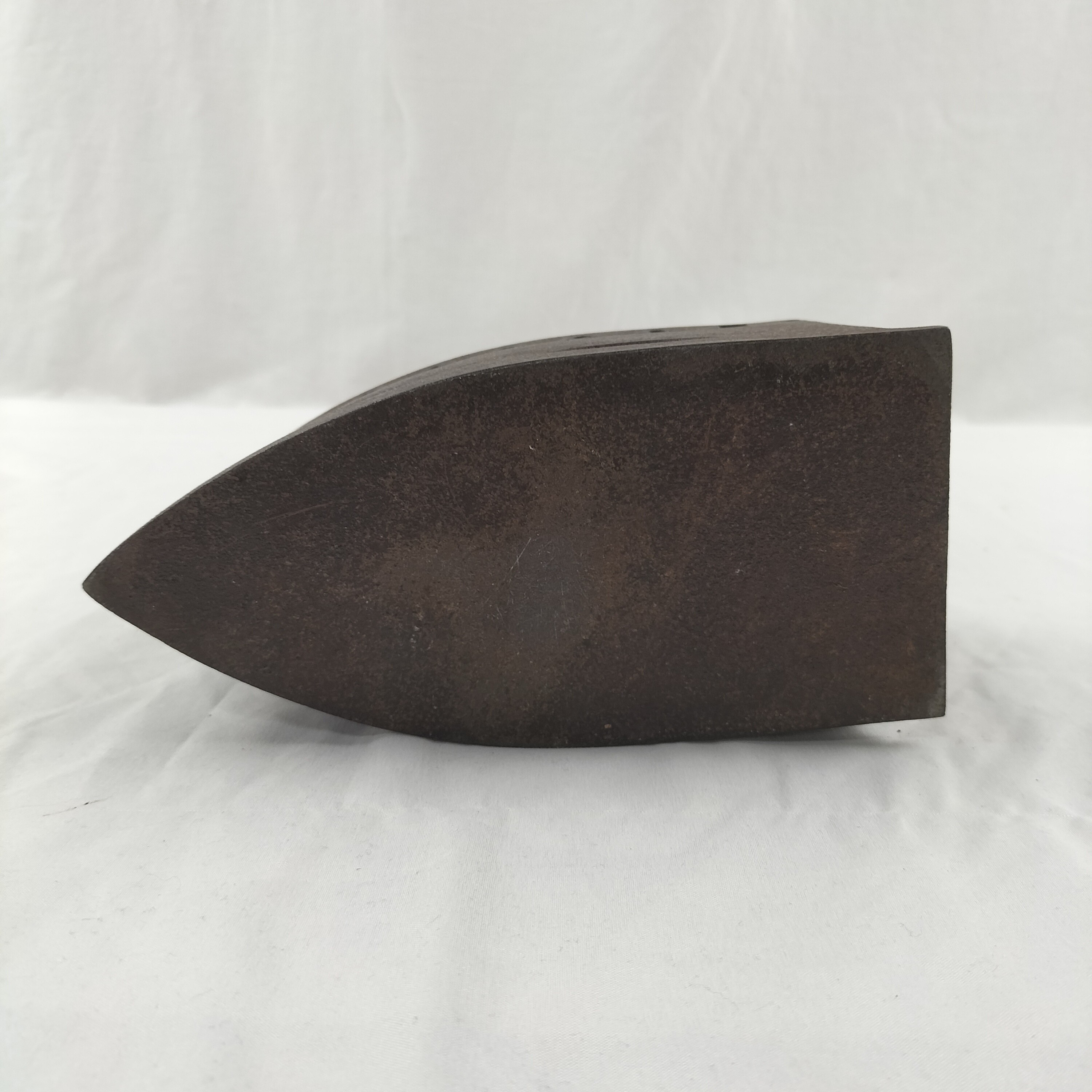 Ancien fer à repasser à braise en fonte - Bon état - Photo 7