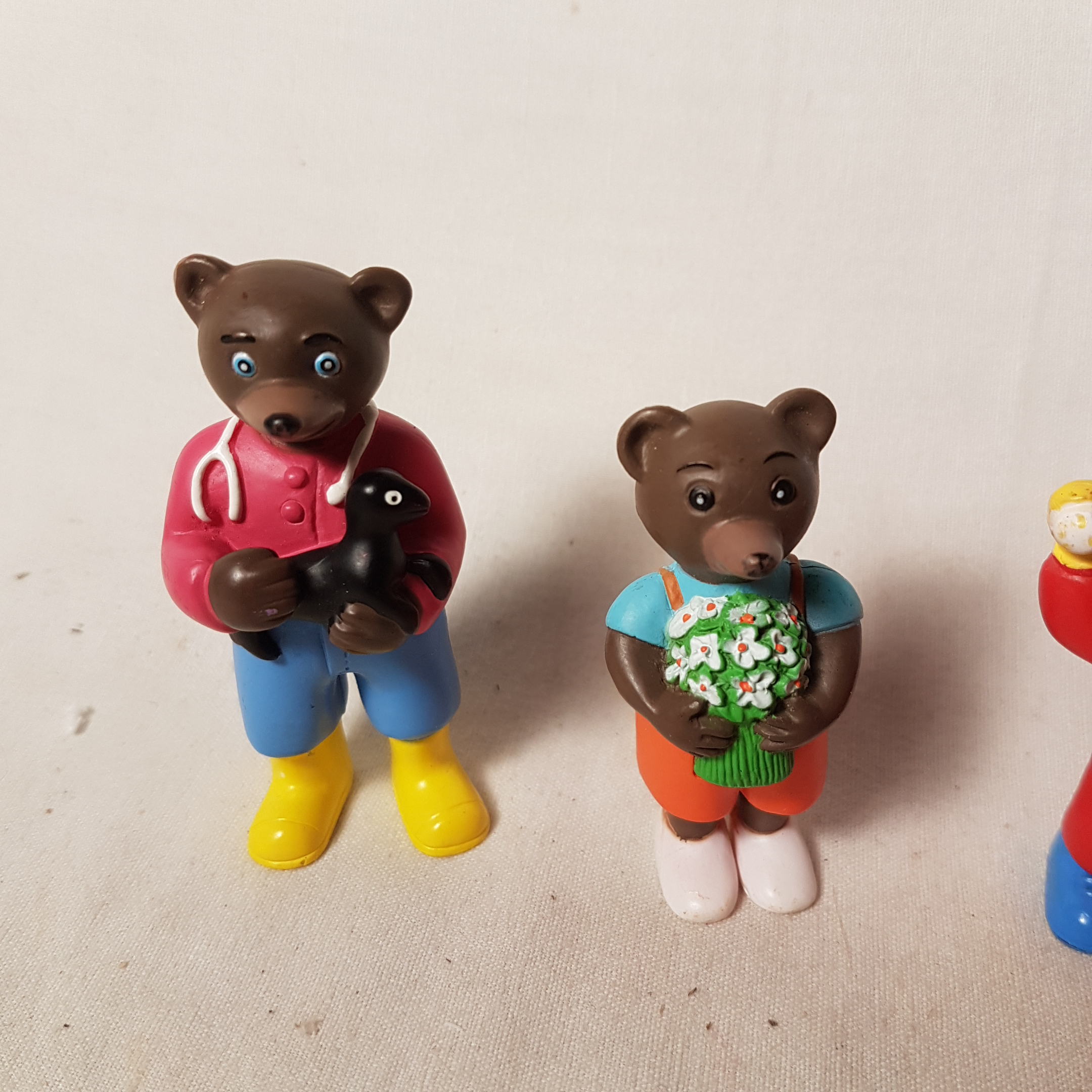 Voir photo 4 de Figurines Petit Ourson Figurines Petit Ourson Très bon état - Vue 4 -