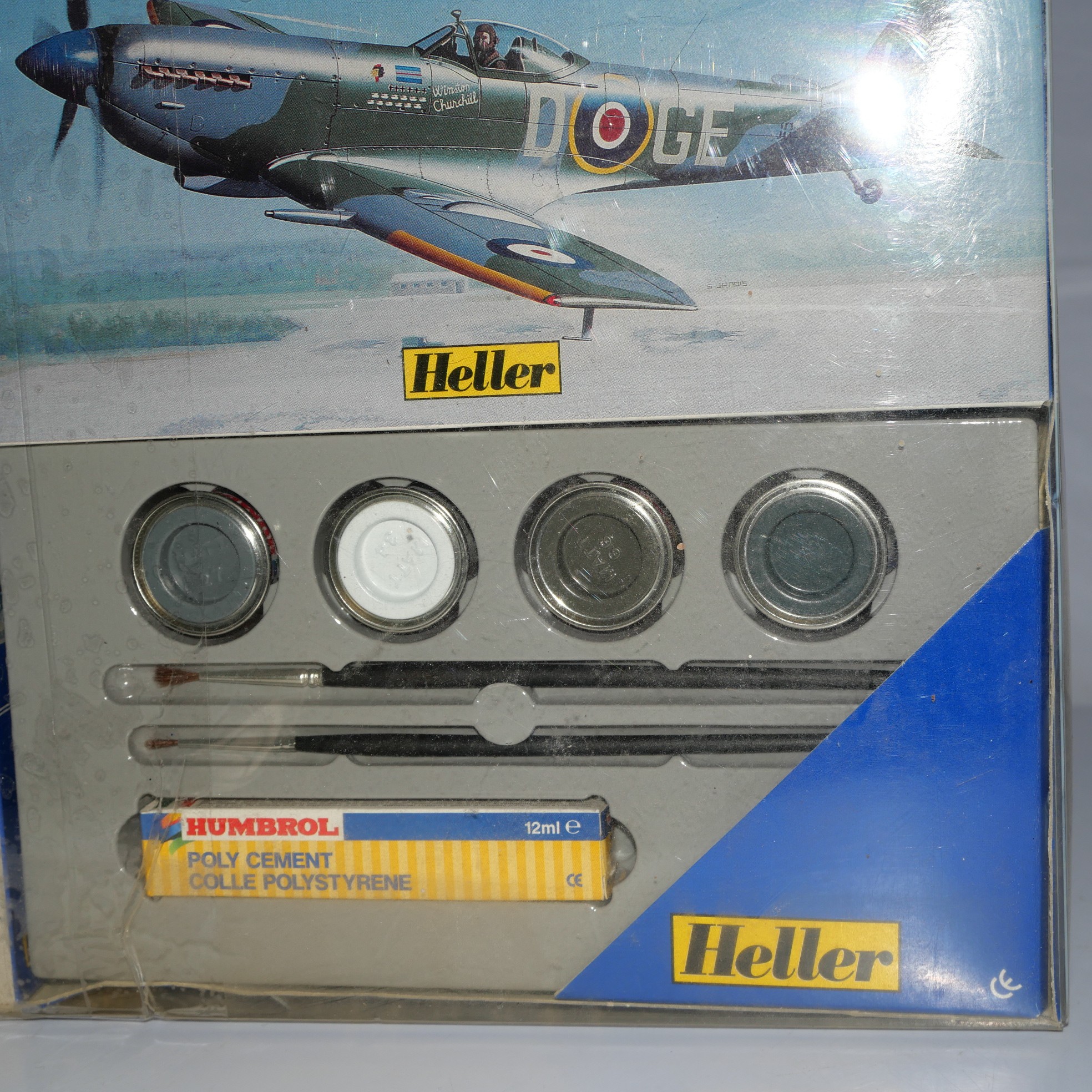 Voir photo 5 de Lot de 3 Maquettes d'avion HELLER Collection Kit Lot de 3 Maquettes d'avion HELLER Collection Kit - Vue 5 -