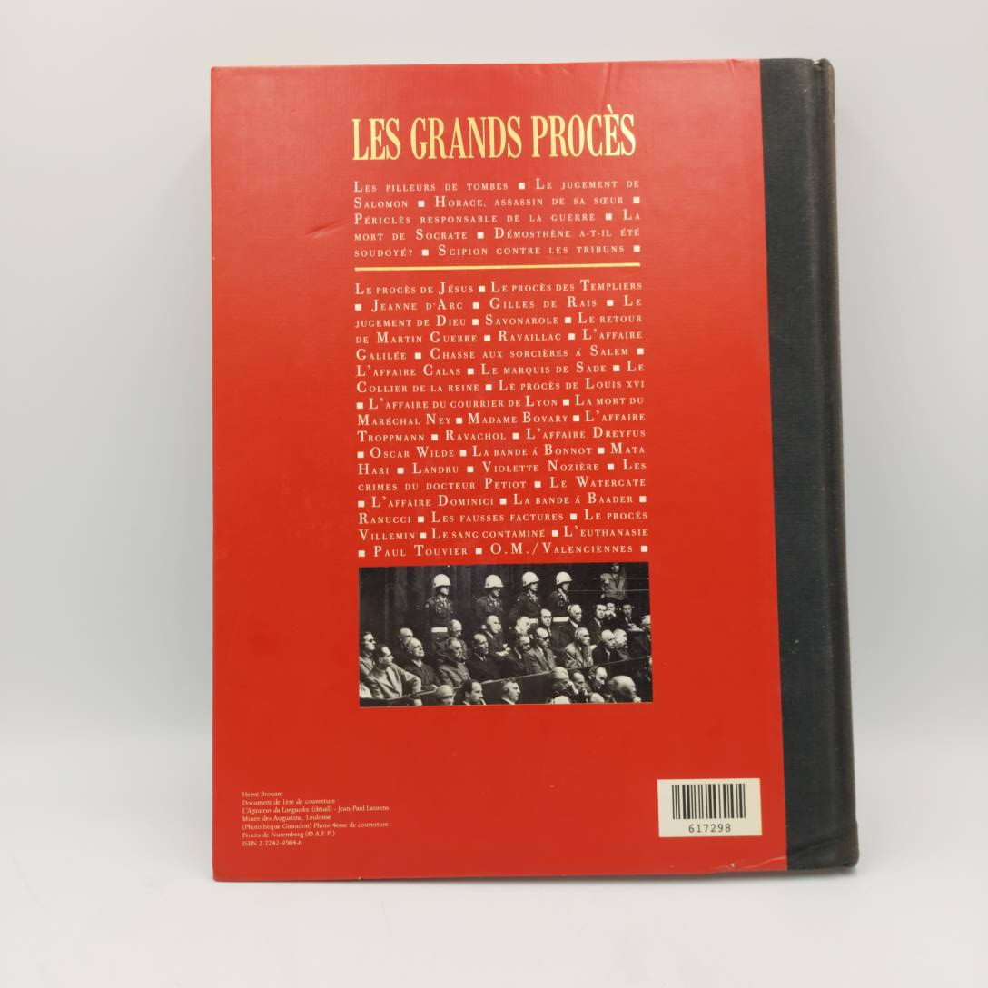 Les grands Procès. Collectif sous la direction de Nadeije Laneyrie-Dagen. Editions France-Loisirs (Larousse). 1995 - Photo 1