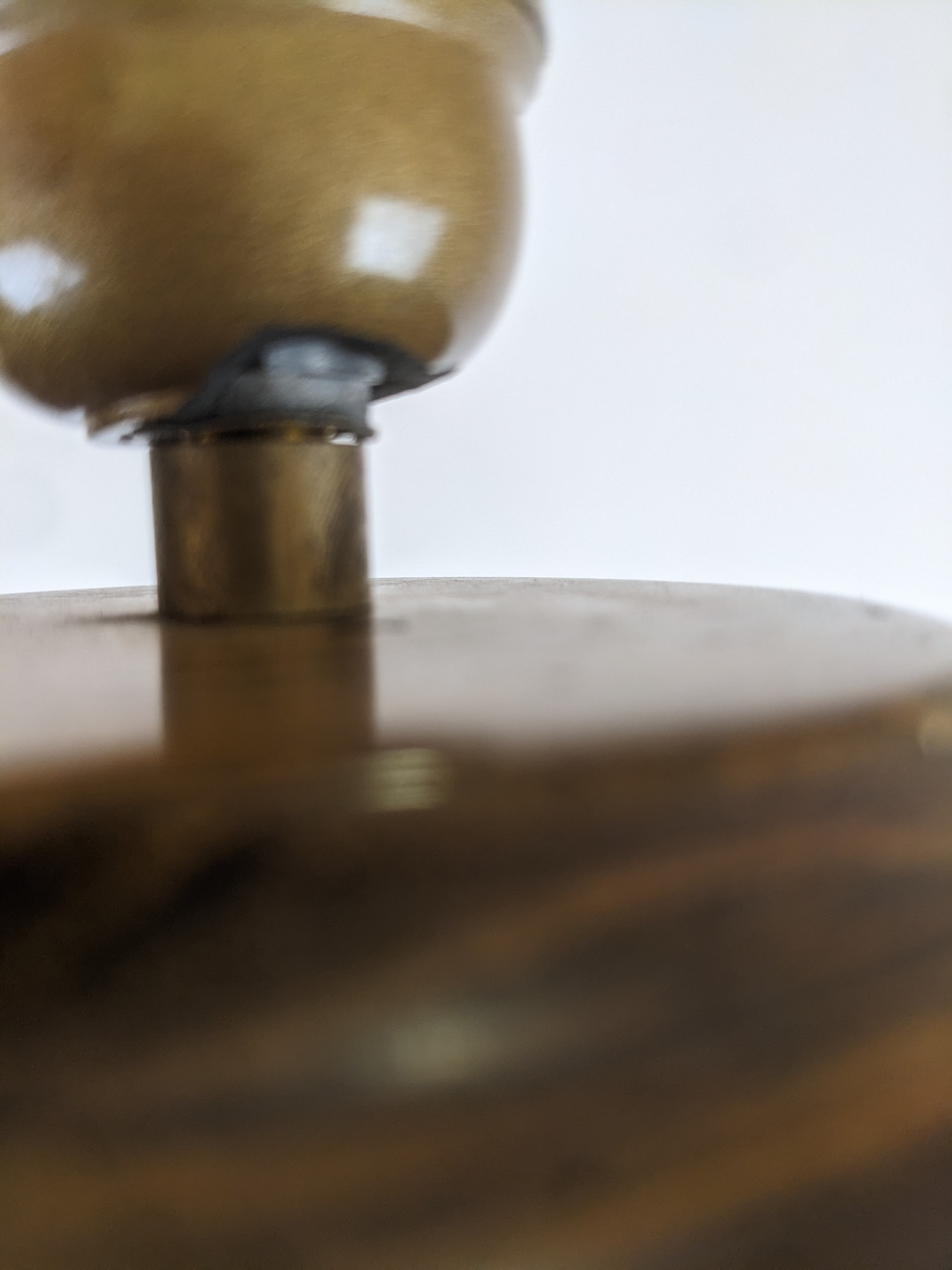 Pied de lampe en bois - Photo 7