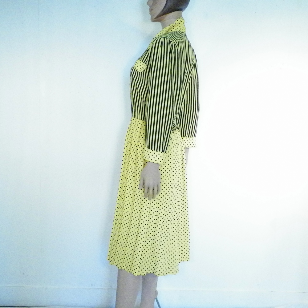 Robe Vintage Jaune Taille Estimée M. Bon état - Vue 2 - 