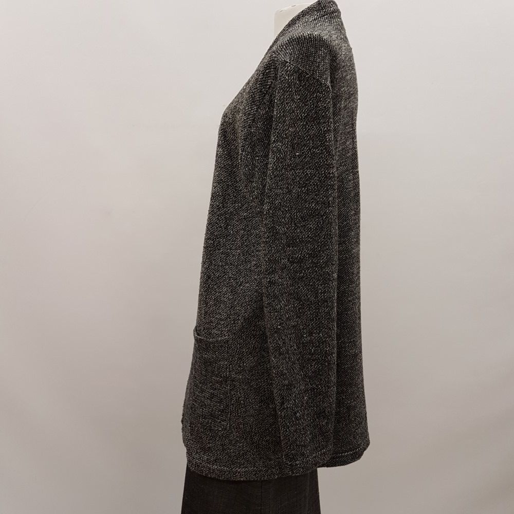 Voir photo 2 de Gilet noir et blanc chiné - ZARA- Taille M Gilet noir et blanc chiné - ZARA- Taille M Bon état - Vue 2 -
