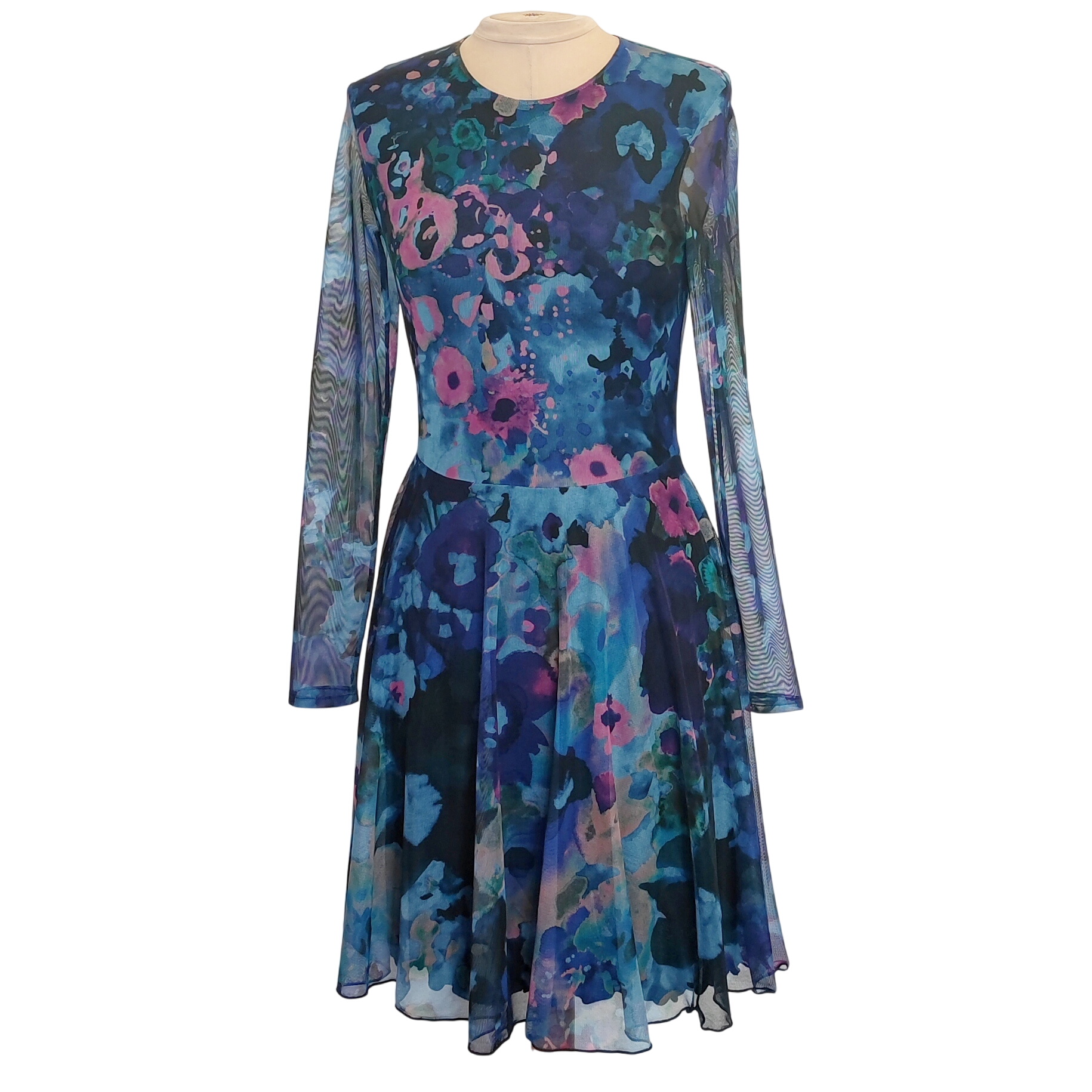 Acheter DESIGUAL - Robe en mesh - S - Femme Très bon état - 15,00 € DESIGUAL - Robe en mesh - S - Femme Très bon état - reconditionné disponible sur Label Emmaüs