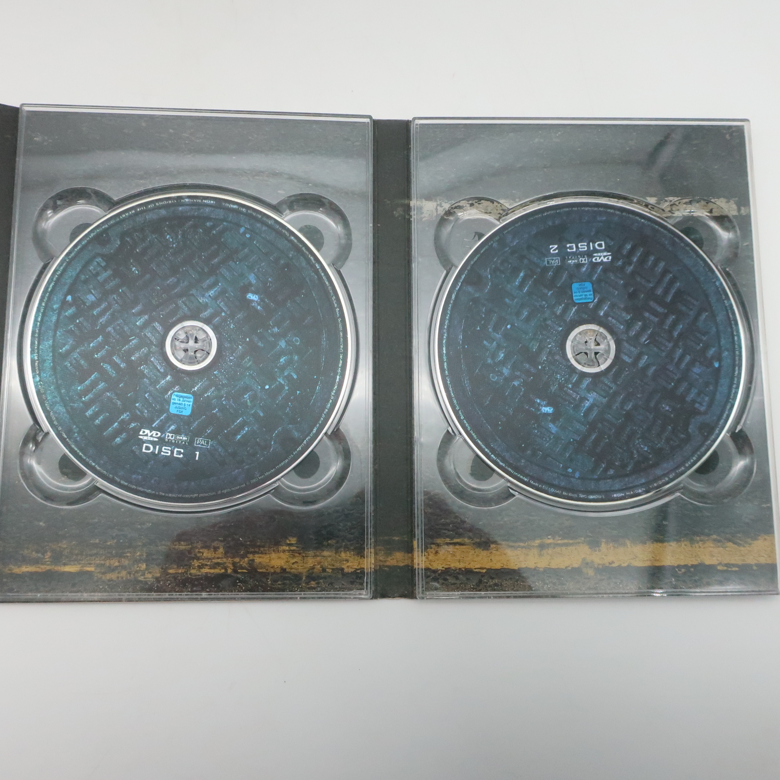 Double DVD Iron Maiden " Visions of the Future " 2003 EMI Très bon état - Vue 4 - 