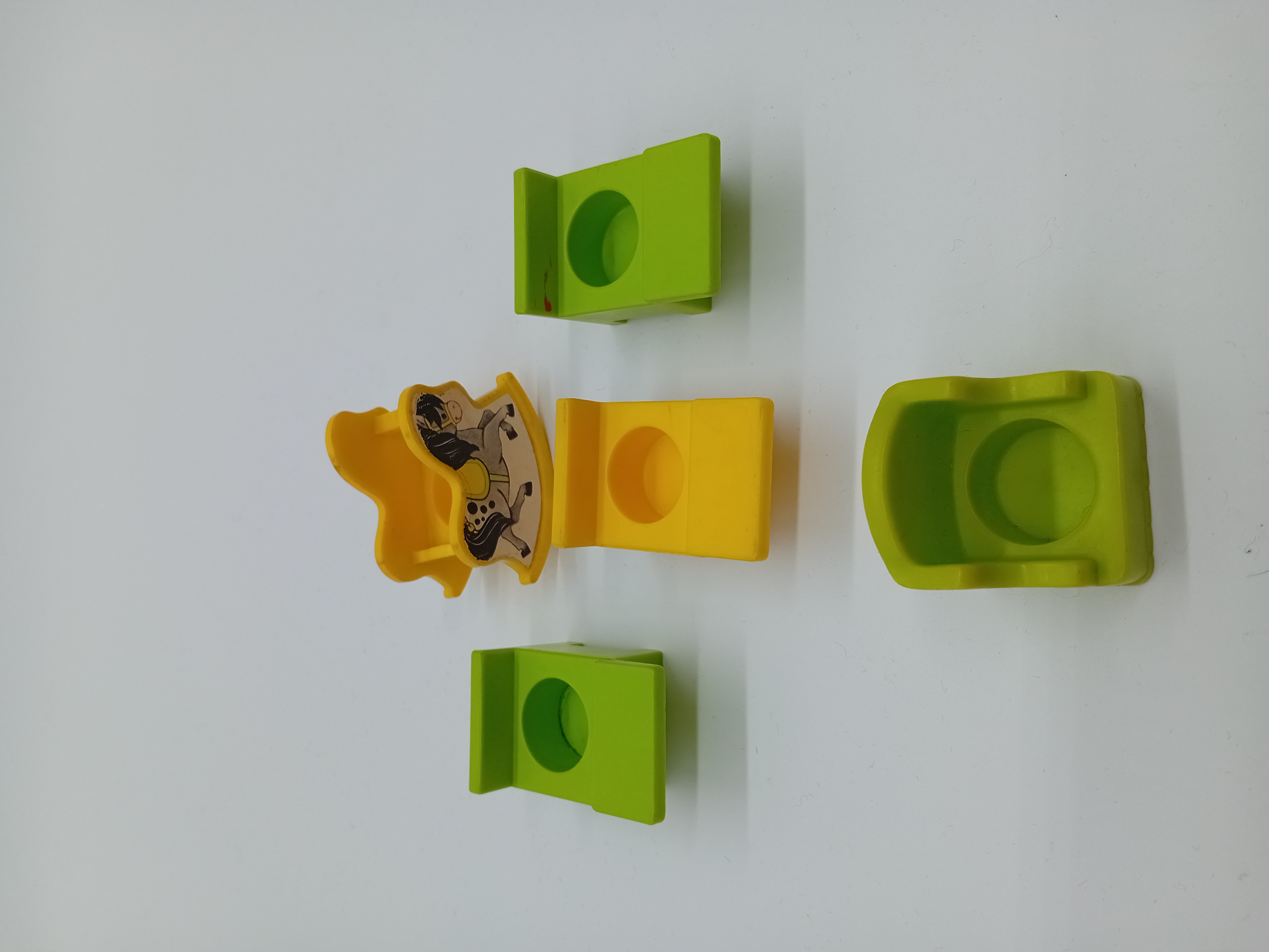 Voir photo 5 de Lot Figurines & Véhicules Vintage Fisher-price Little People (b641) (B641) Lot Figurines & Véhicules Vintage Fisher-price Little People (b641) (B641) Très bon état - Vue 5 -