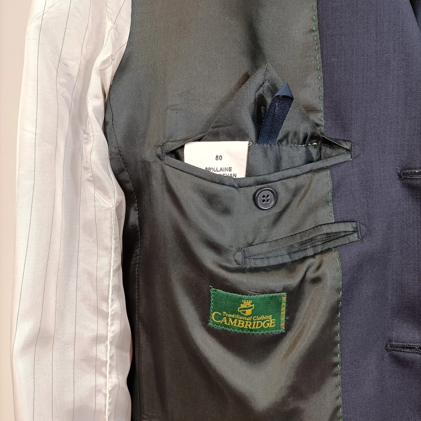 Voir photo 14 de Veste de costume bleu marine Cambridge taille 50 Veste de costume bleu marine Cambridge taille 50 Bon état - Vue 14 -