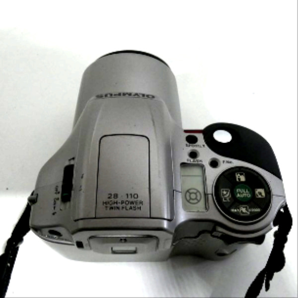 Appareil photo argentique Olympus 28 - 110 Bon état - Vue 2 - 