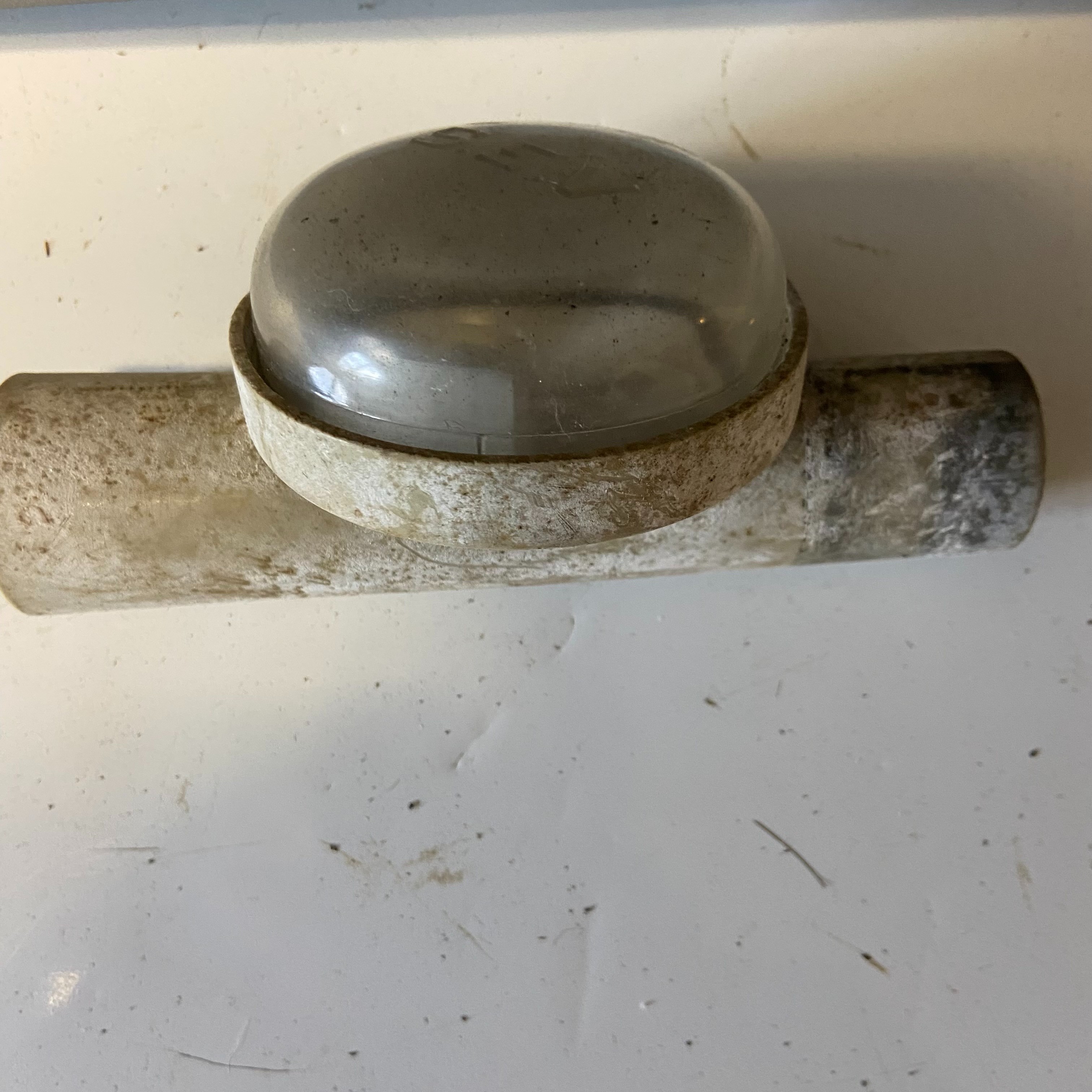 Aspirateur traineau vintage S.E.V vintage ( années 50) qui fonctionne dans sa mallette d'origine - Très bon état - Photo 15