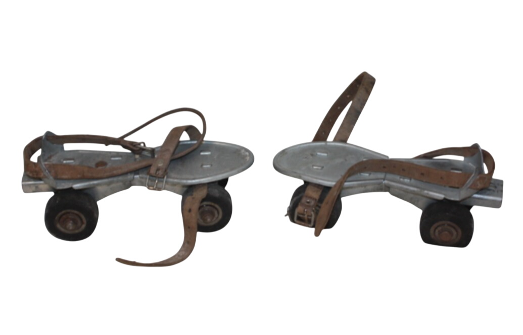 Paire de patins à roulettes Olympic (années 60) - Photo 0